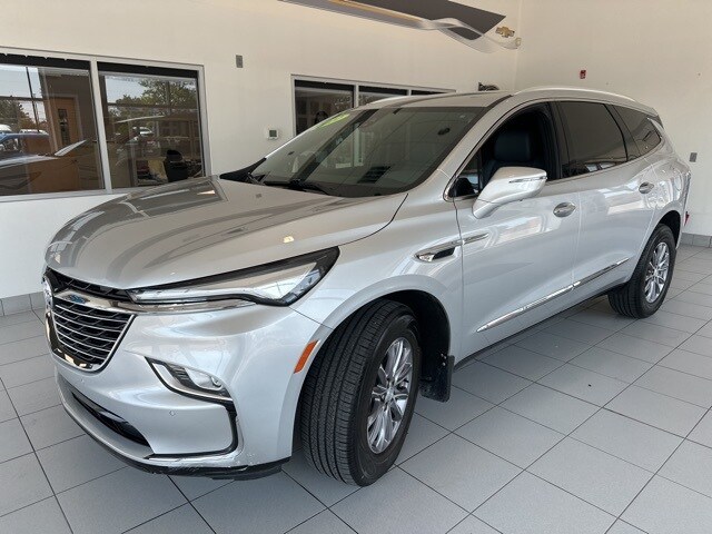 2022 Buick Enclave Premium photo 3
