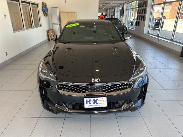 Used 2019 Kia Stinger GT2 with VIN KNAE55LC7K6066391 for sale in Continental, OH