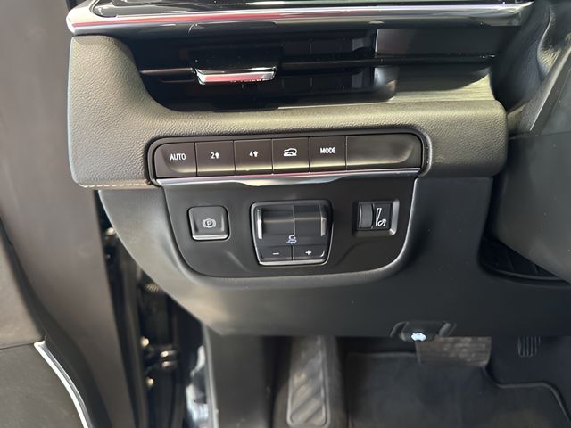 2021 Cadillac Escalade Sport - Photo 13