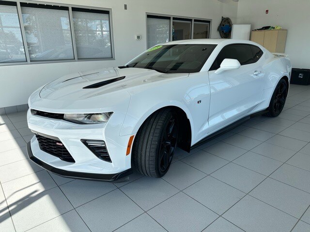 2018 Chevrolet Camaro SS photo 3