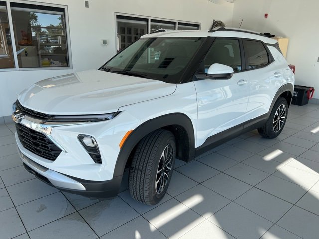 2026 Chevrolet Trailblazer LT photo 3