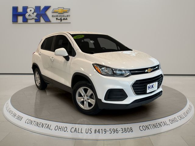 Used 2019 Chevrolet Trax LS with VIN 3GNCJNSB0KL162326 for sale in Continental, OH