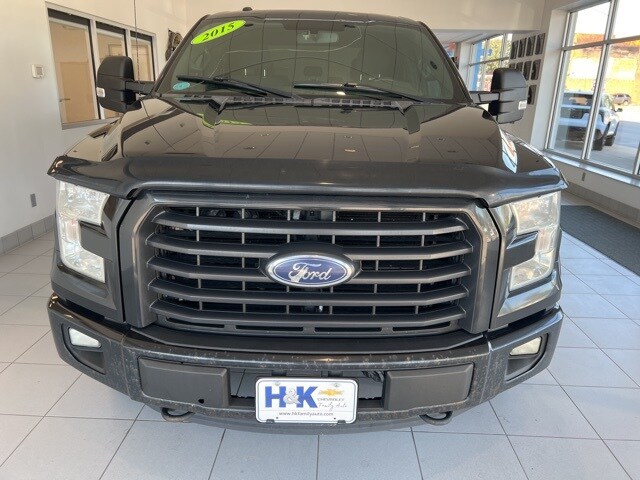 2015 Ford F-150 XLT photo 2