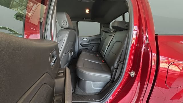 2026 Chevrolet Colorado LT - Photo 15