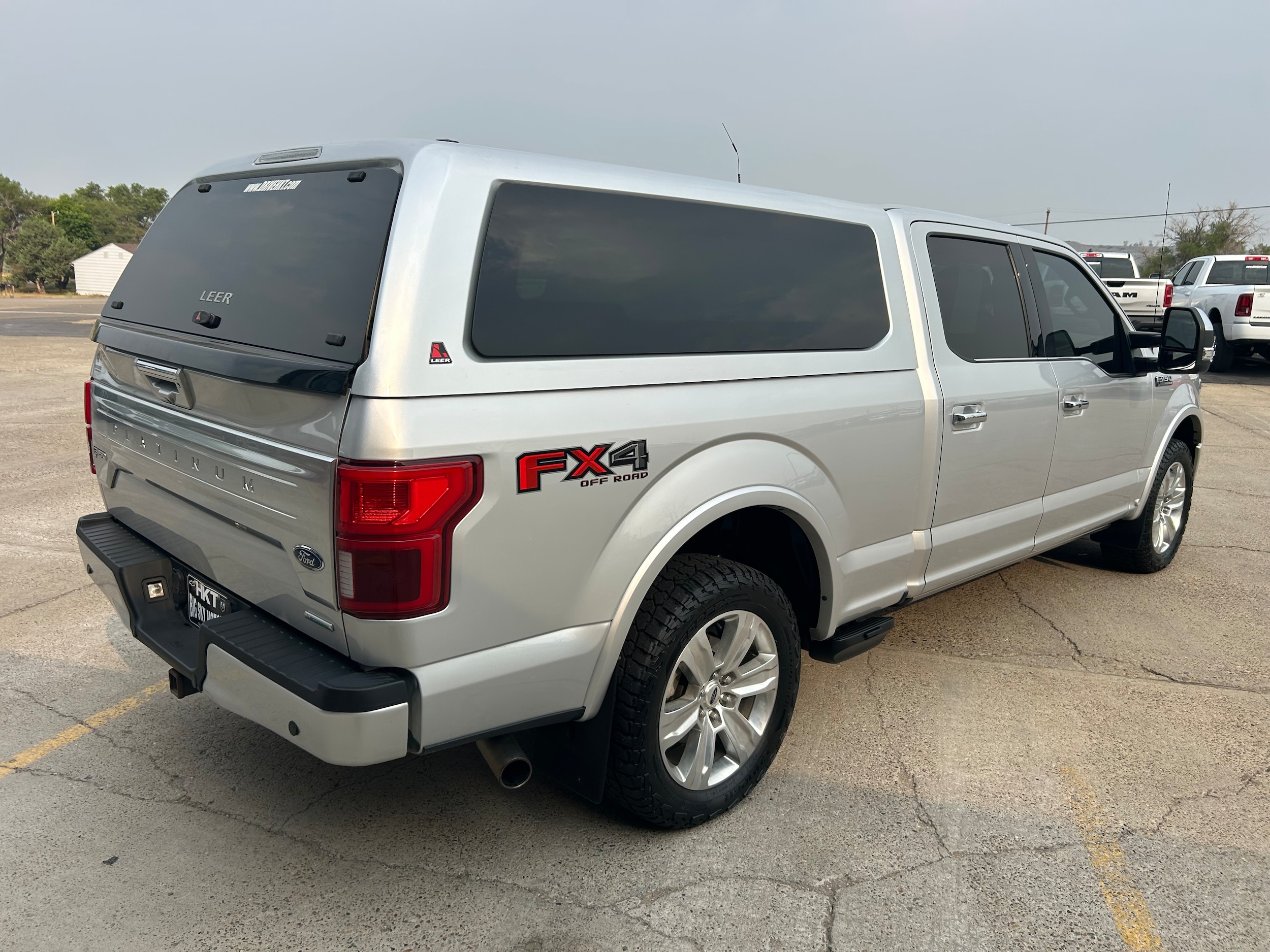 2018 Ford F-150 Plat - Silver exterior view 6
