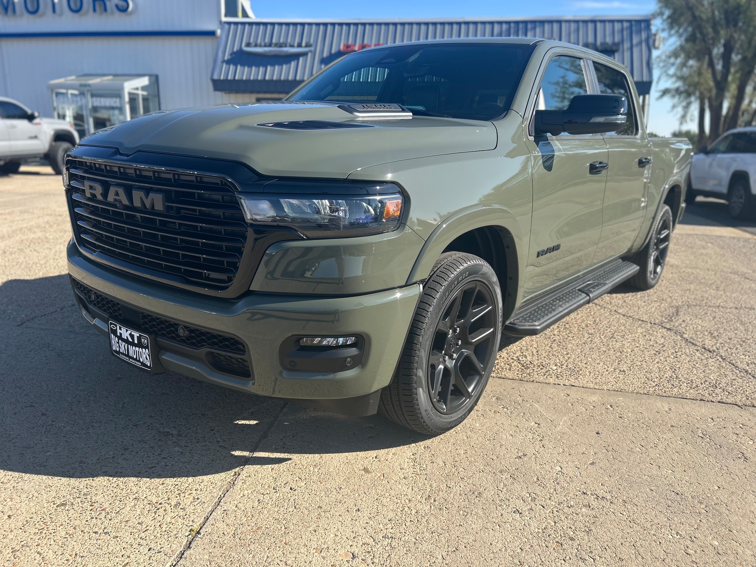 2026 RAM Ram 1500 Pickup Laramie's photo