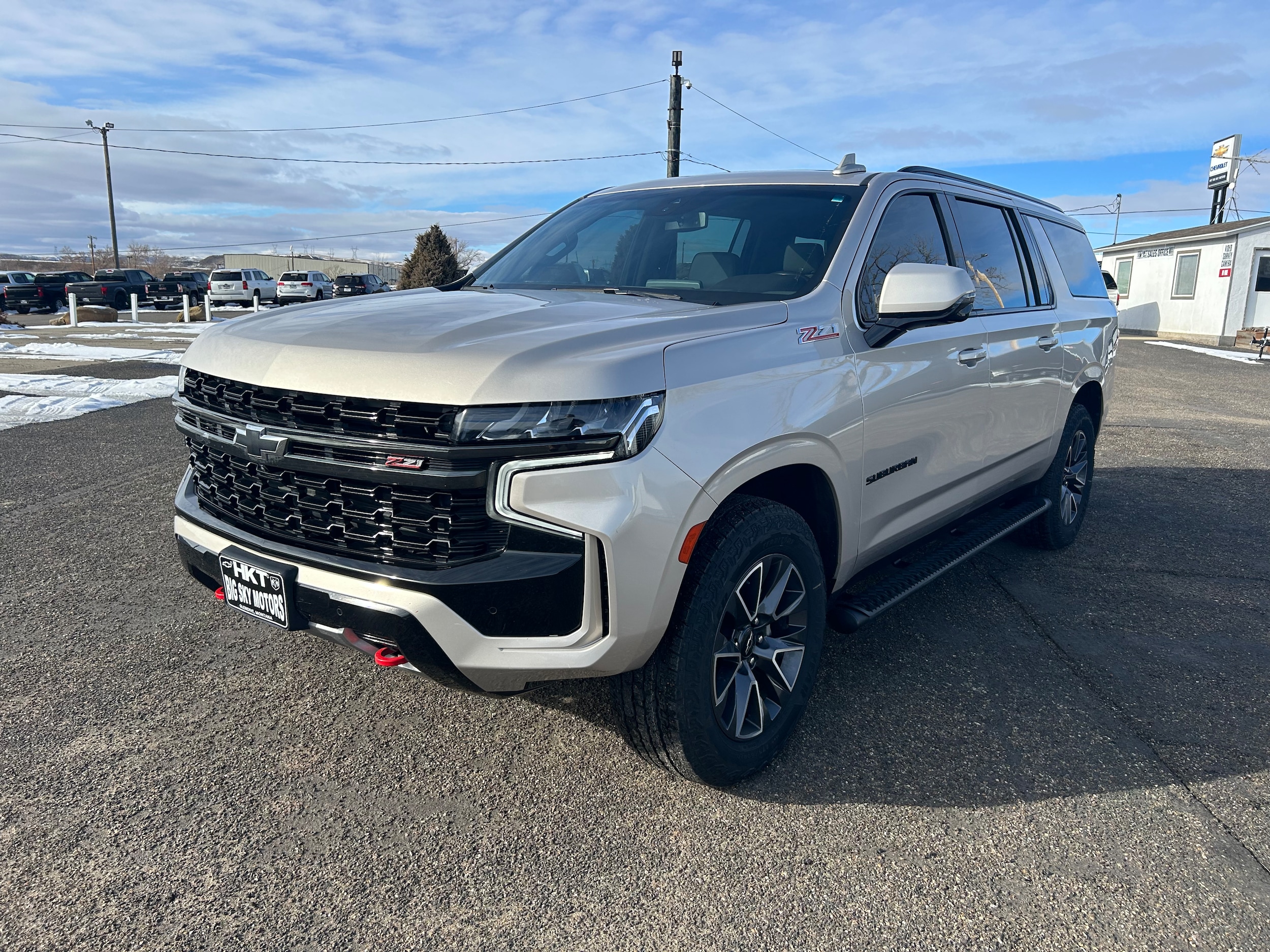 Used 2021 Chevrolet Suburban Z71 with VIN 1GNSKDKD6MR154697 for sale in Glendive, MT