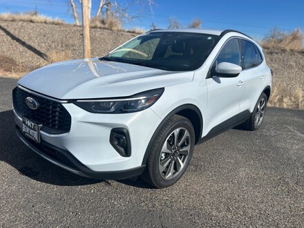 2025 Ford Escape Platinum Sport Utility