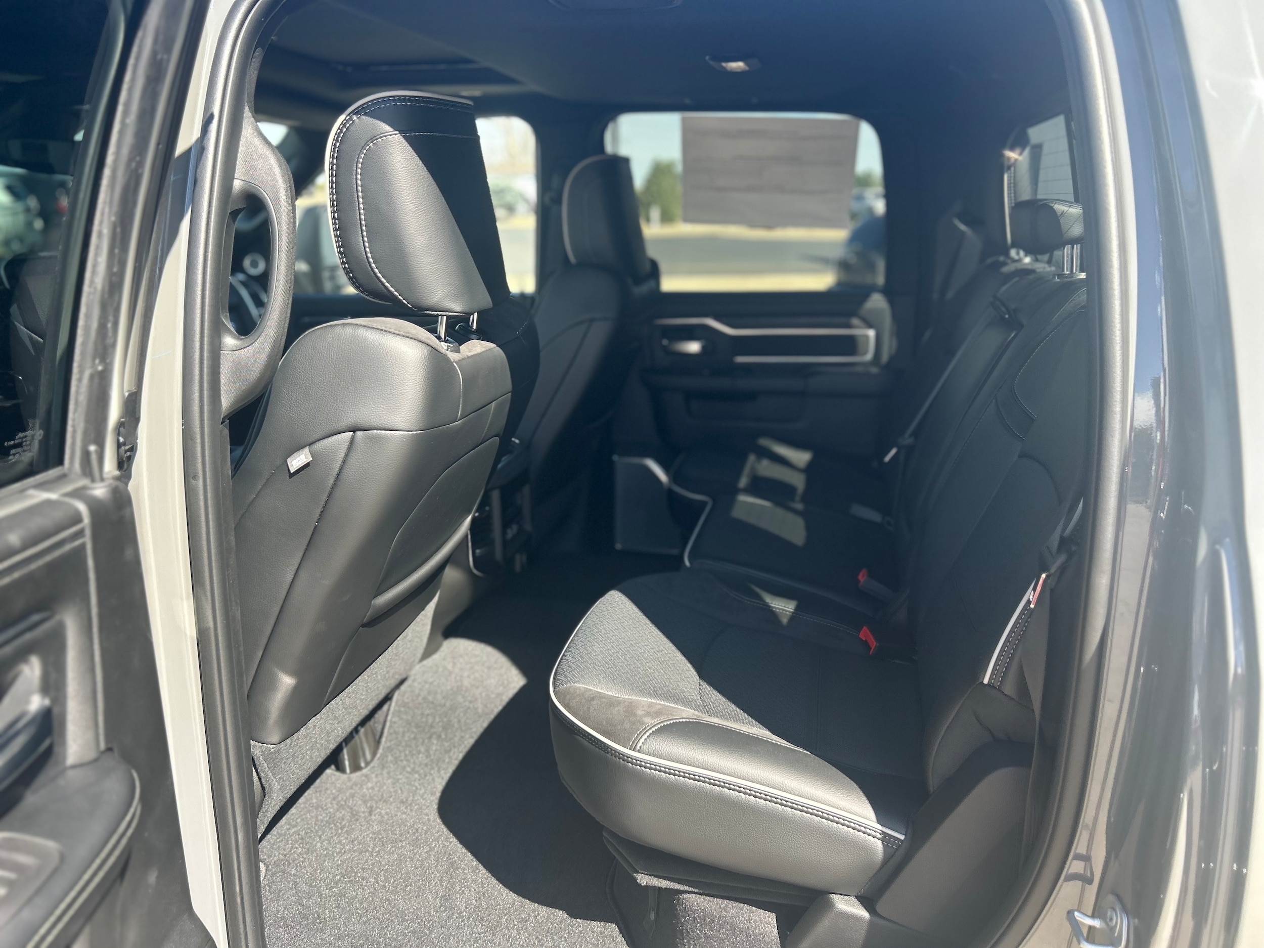 2026 Ram 2500 LARAMIE CREW CAB 4X4 6'4 BOX - Ceramic Gray Clear-Coat  Paint exterior view 9