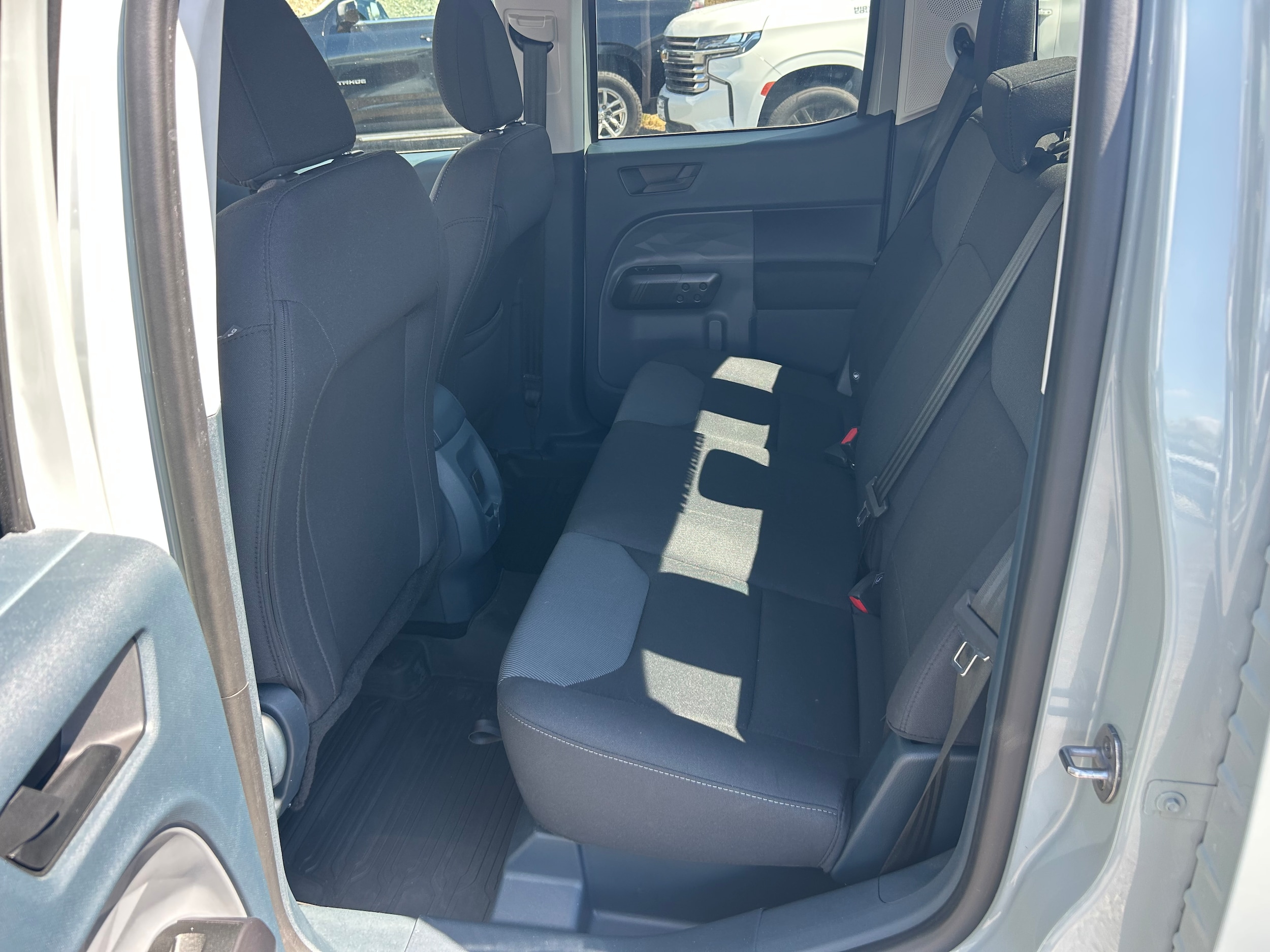 2024 Ford Maverick XL - Green exterior view 6