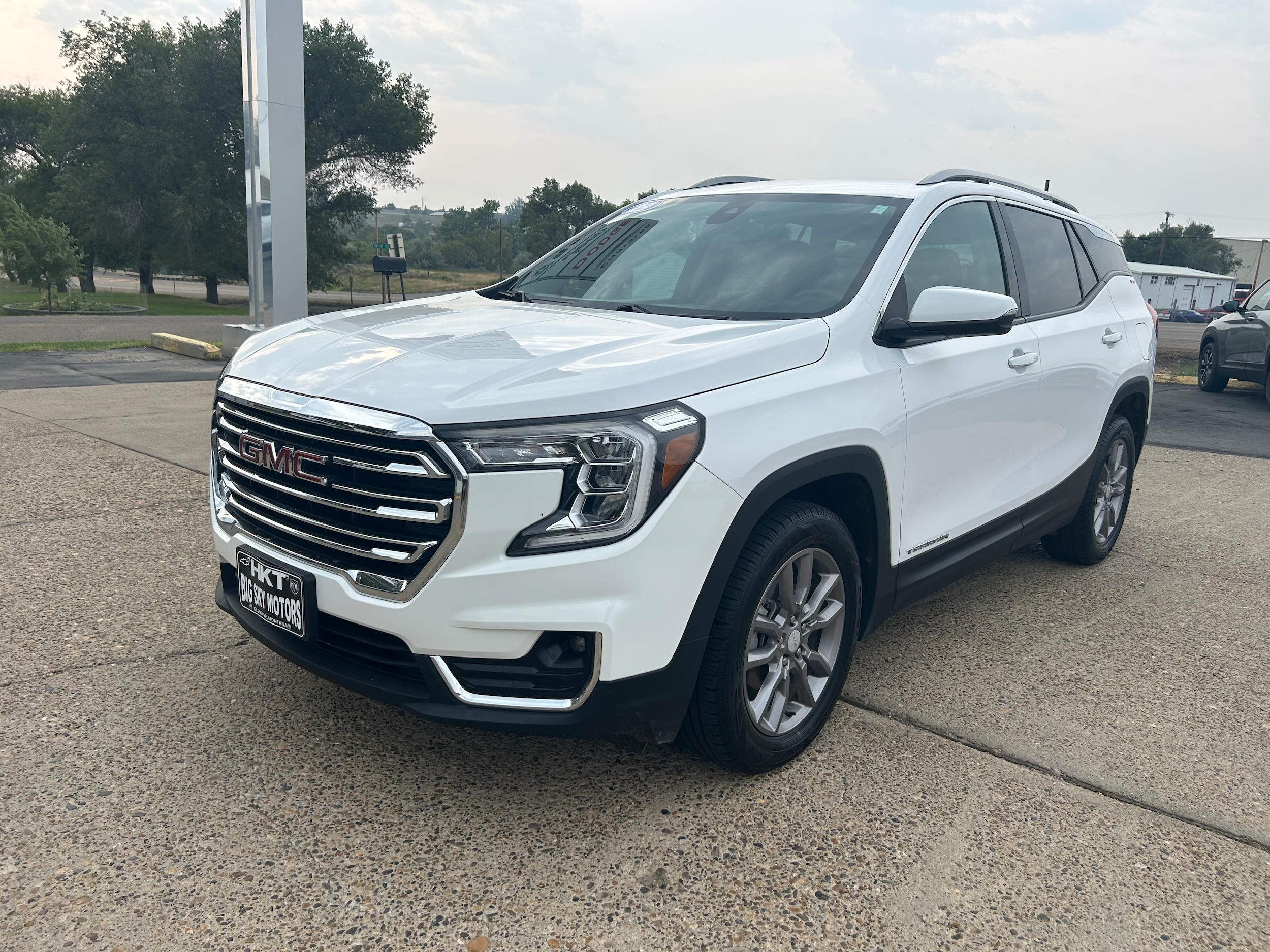2023 GMC Terrain SLT's photo