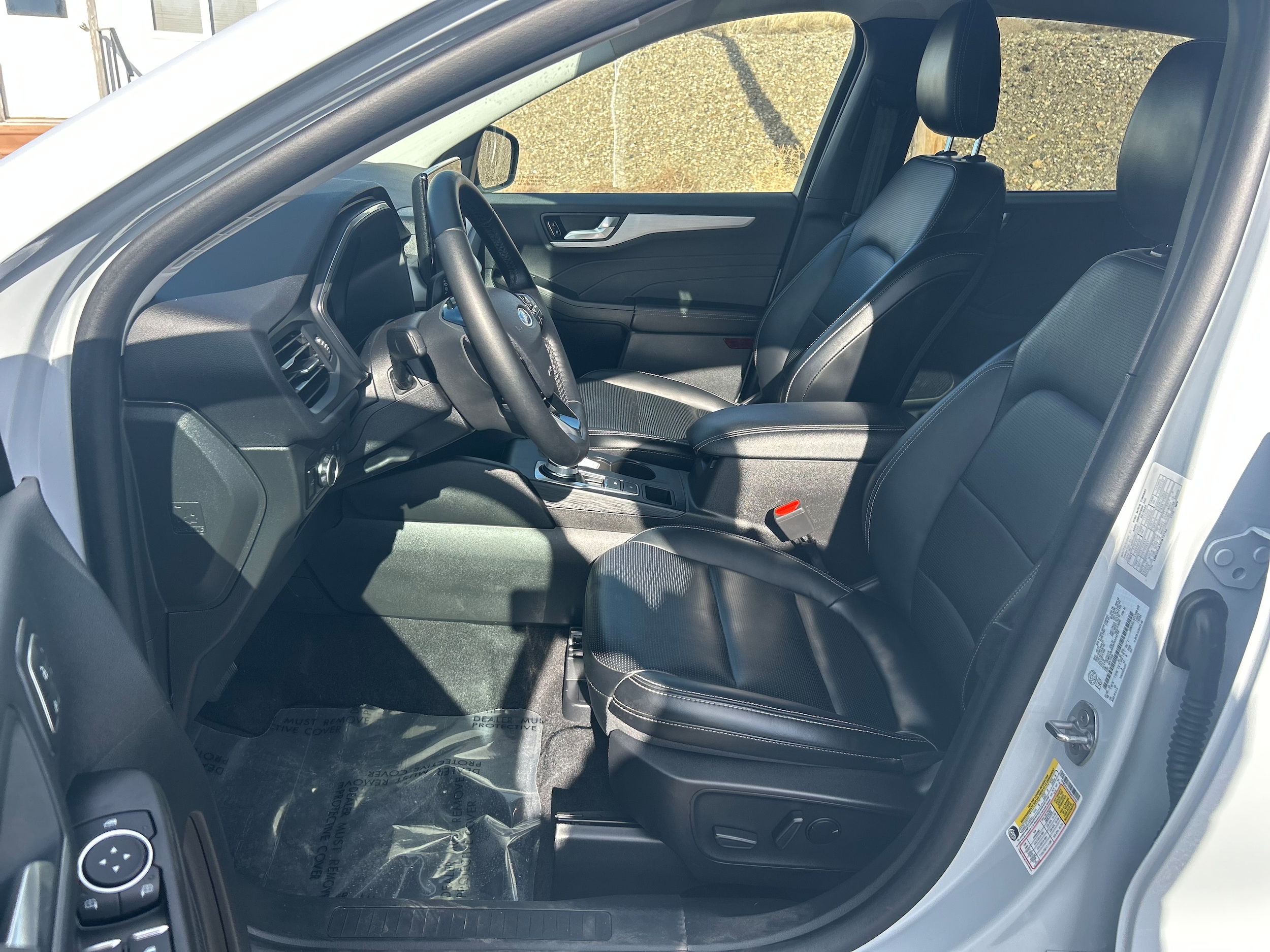 2025 Ford Escape Platinum - White exterior view 5