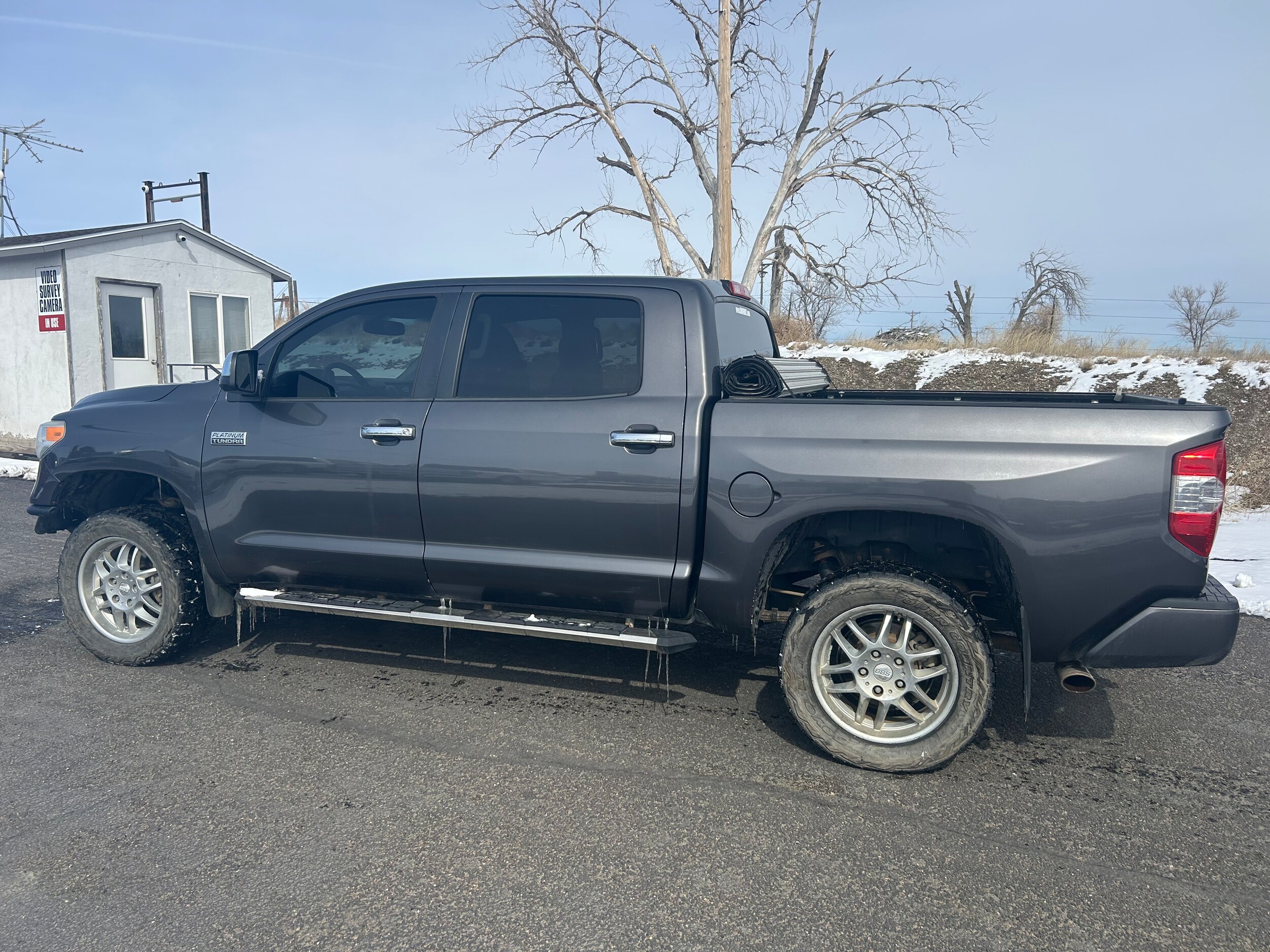 2015 Toyota Tundra 4WD Truck Platinum - Gray exterior view 4