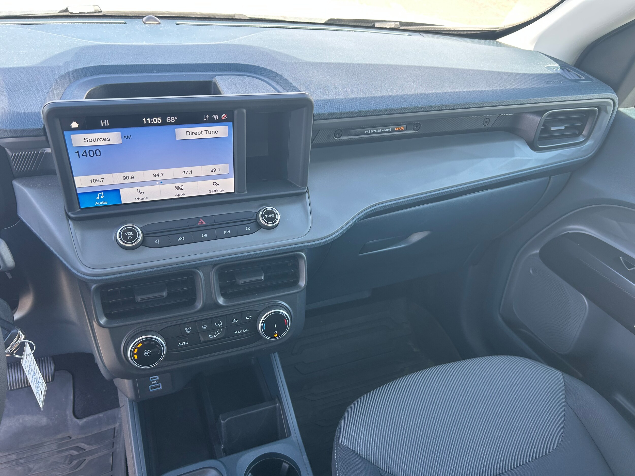 2024 Ford Maverick XL - Green exterior view 9