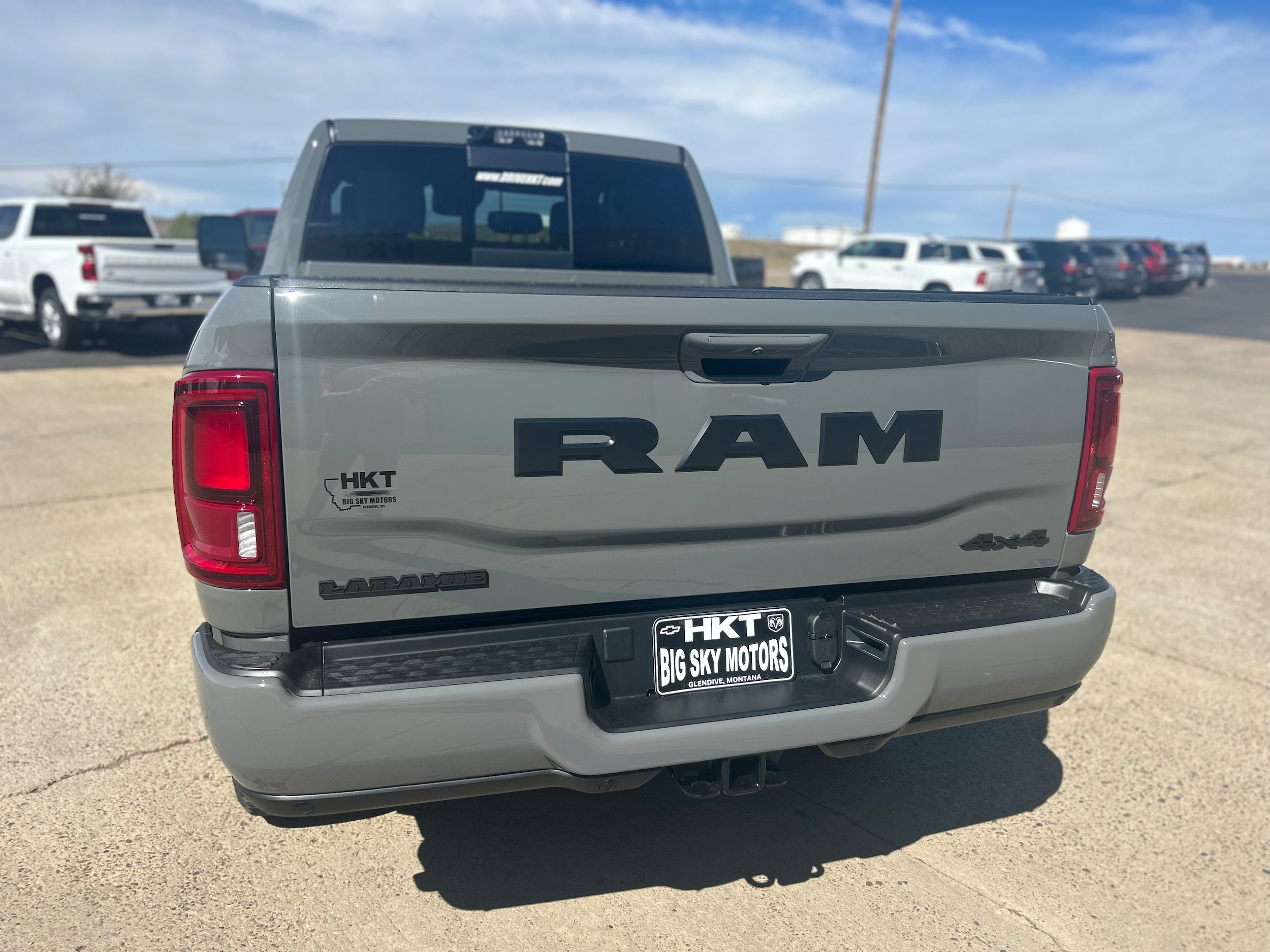 2026 Ram 2500 LARAMIE CREW CAB 4X4 6'4 BOX - Ceramic Gray Clear-Coat  Paint exterior view 4