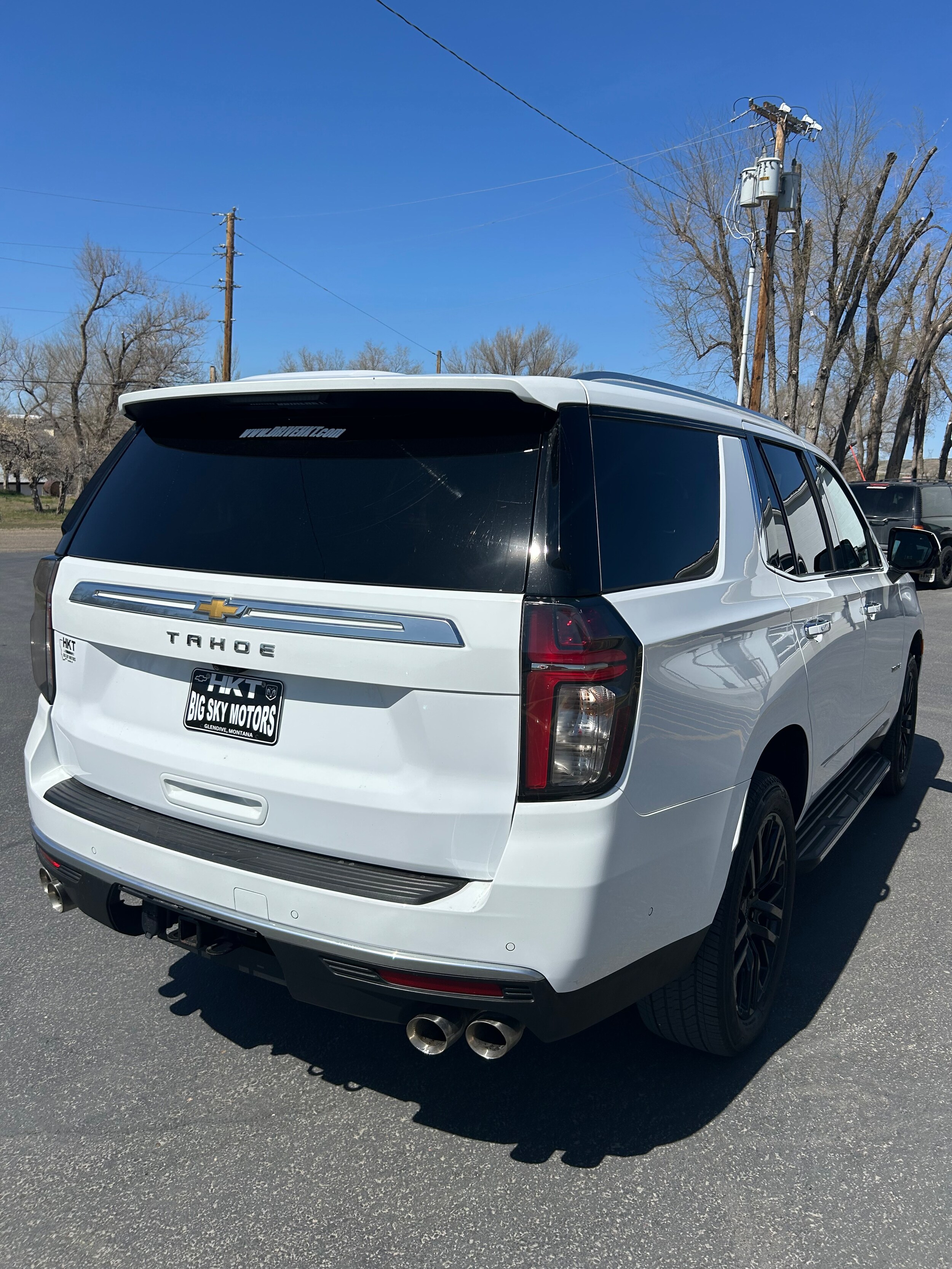 2024 Chevrolet Tahoe High Country - White exterior view 4