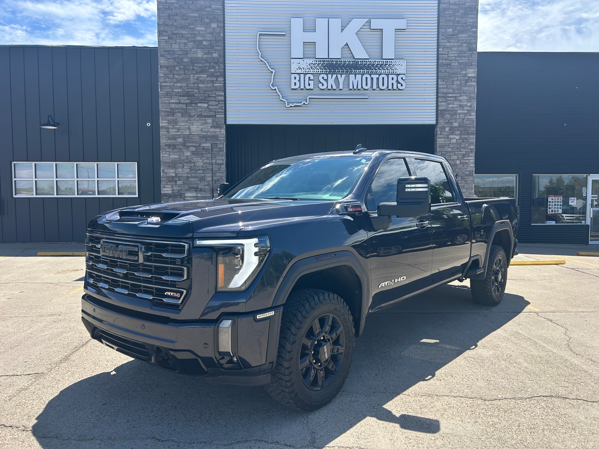 2024 GMC Sierra AT4 4WD Crew Cab Standard Box's photo