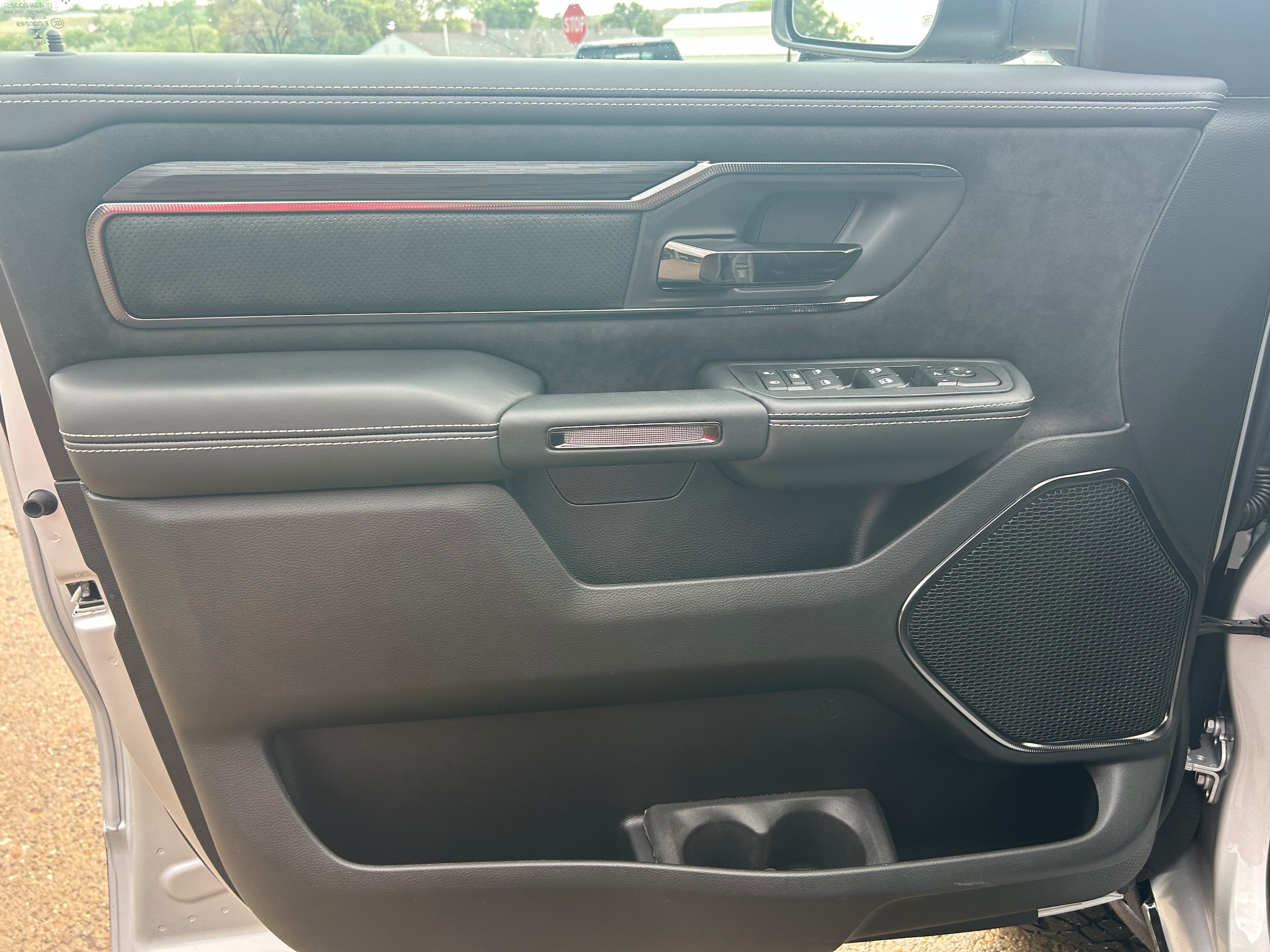 2026 Ram 1500 RHO CREW CAB 4X4 5'7 BOX - Silver Zynith Paint exterior view 10