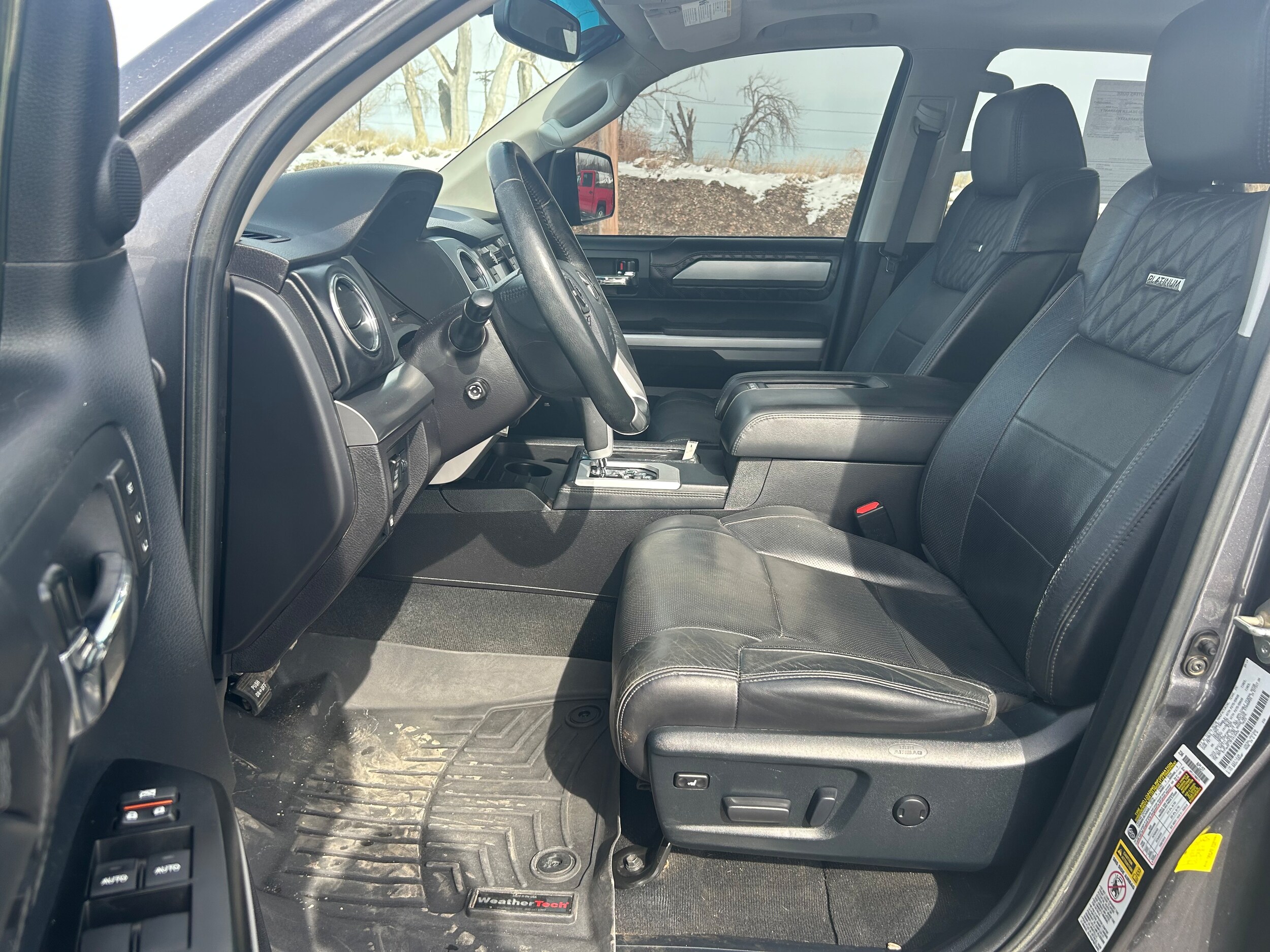 2015 Toyota Tundra 4WD Truck Platinum - Gray exterior view 7