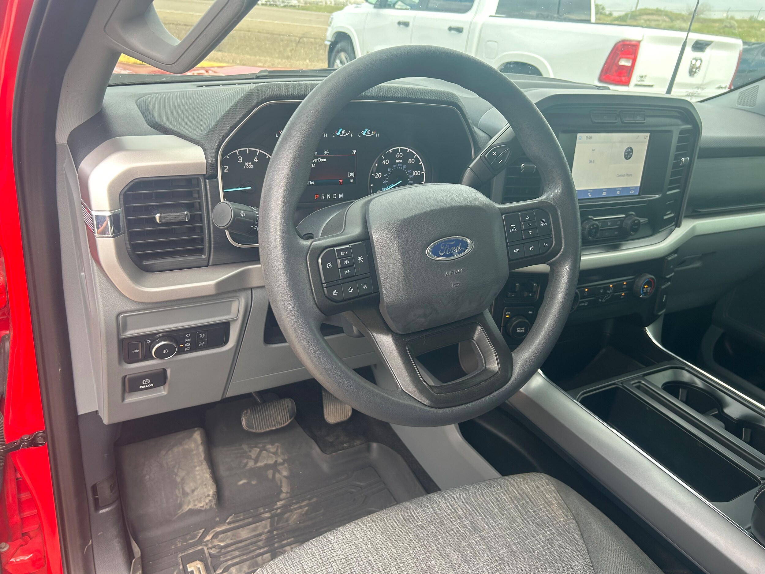 2022 Ford F-150 XLT - Red exterior view 12
