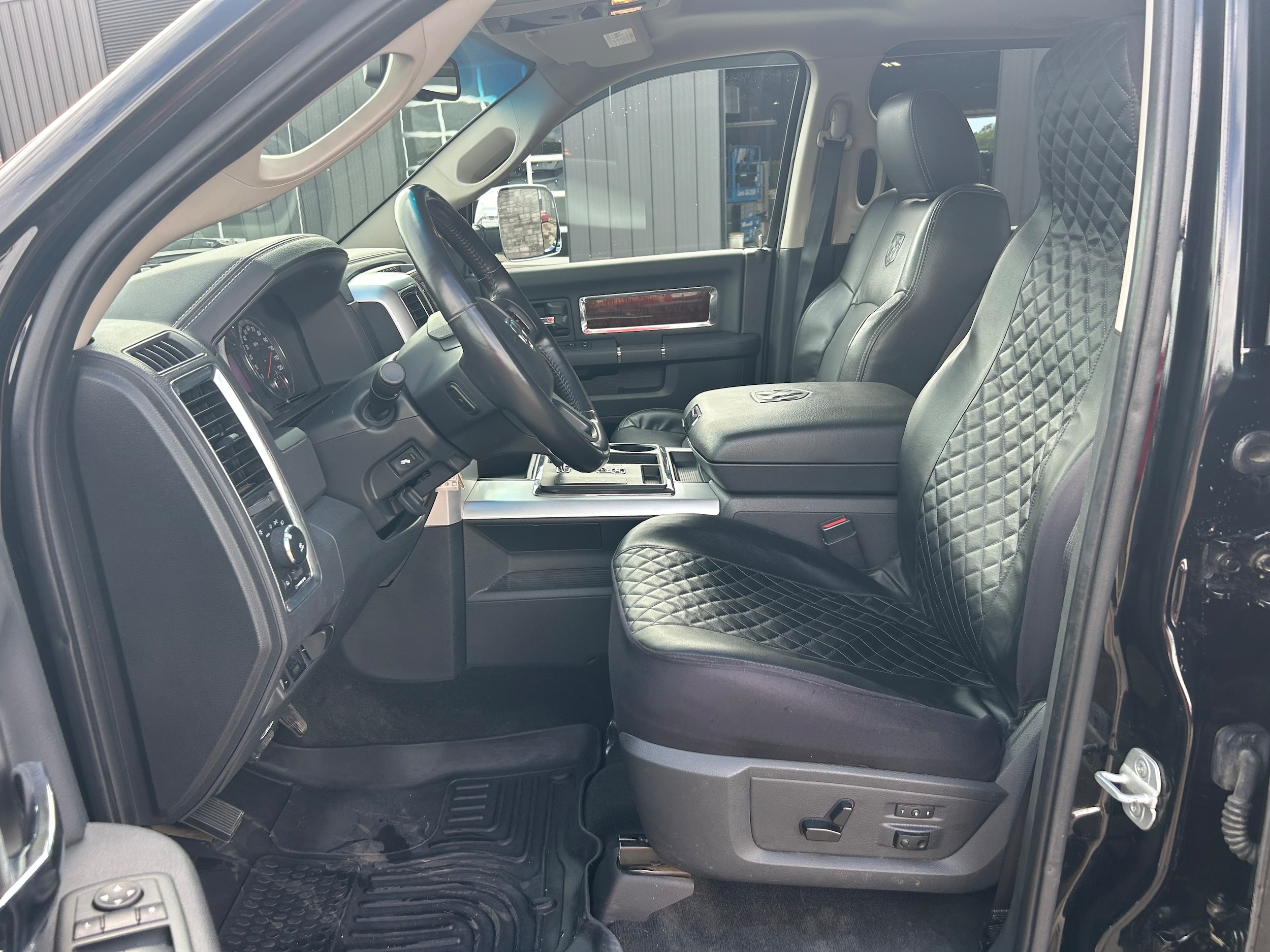 2012 Ram 1500 Laramie - Black exterior view 7