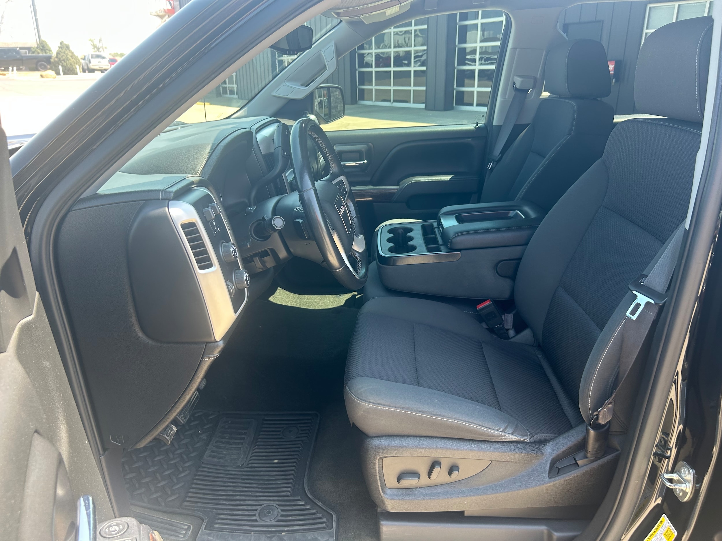 2016 GMC Sierra 1500 SLE - Onyx Black exterior view 7
