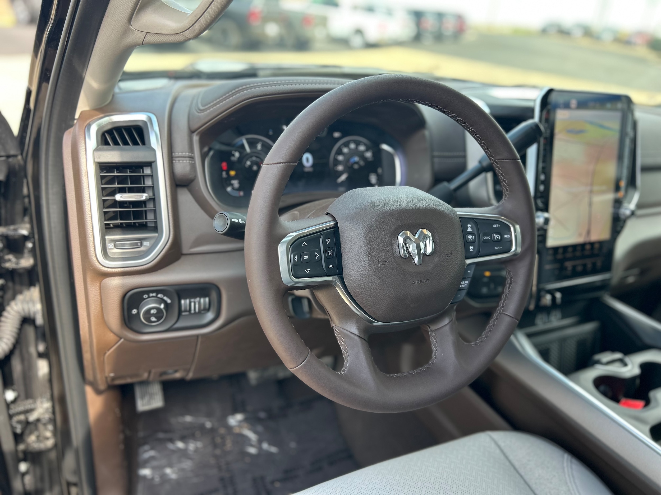2026 Ram 2500 LARAMIE MEGA CAB 4X4 6'4 BOX - Diamond Black Crystal Pearl-Coat  Paint exterior view 9