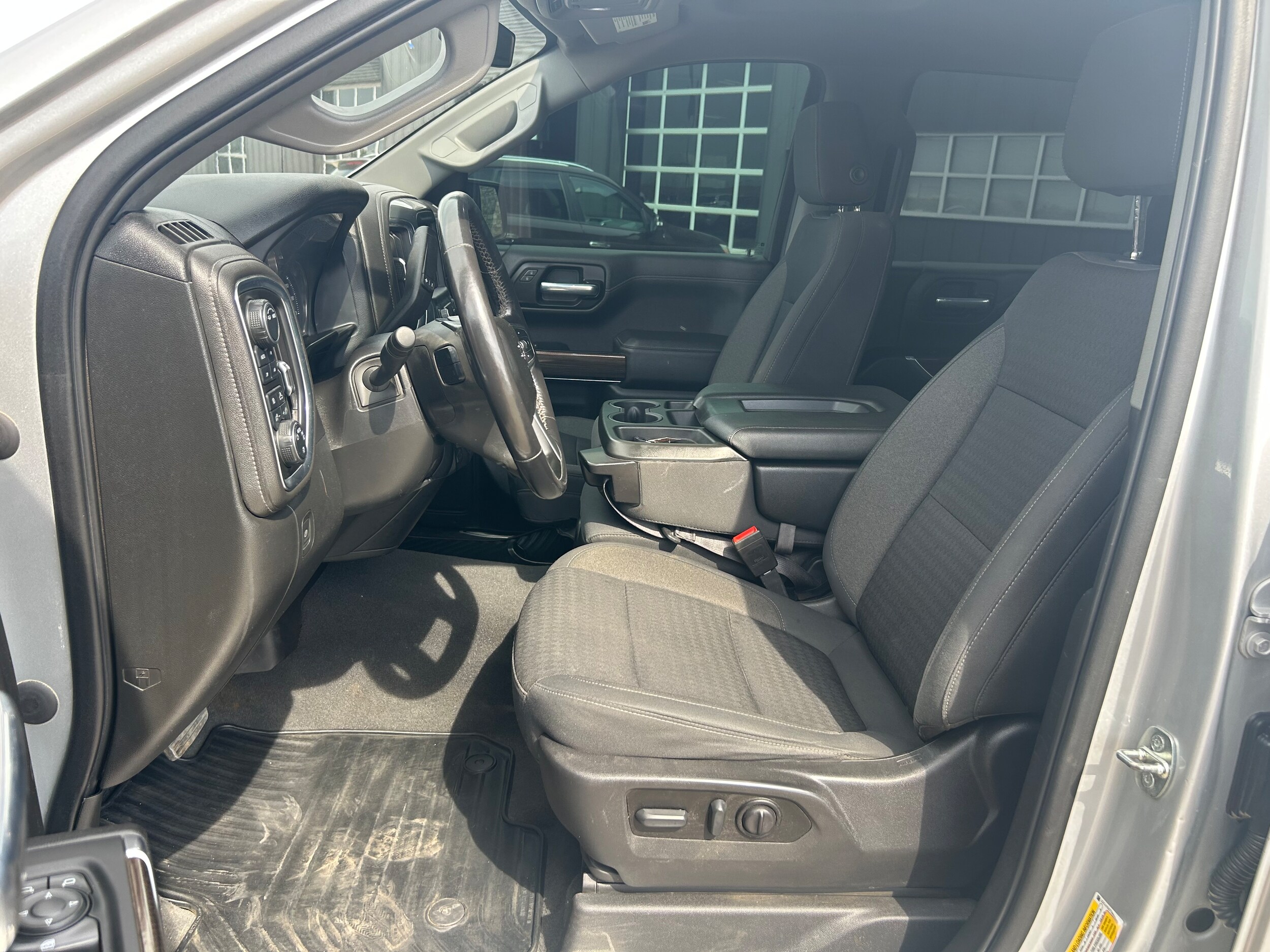 2021 Chevrolet Silverado 1500 RST - Silver Ice Metallic exterior view 6