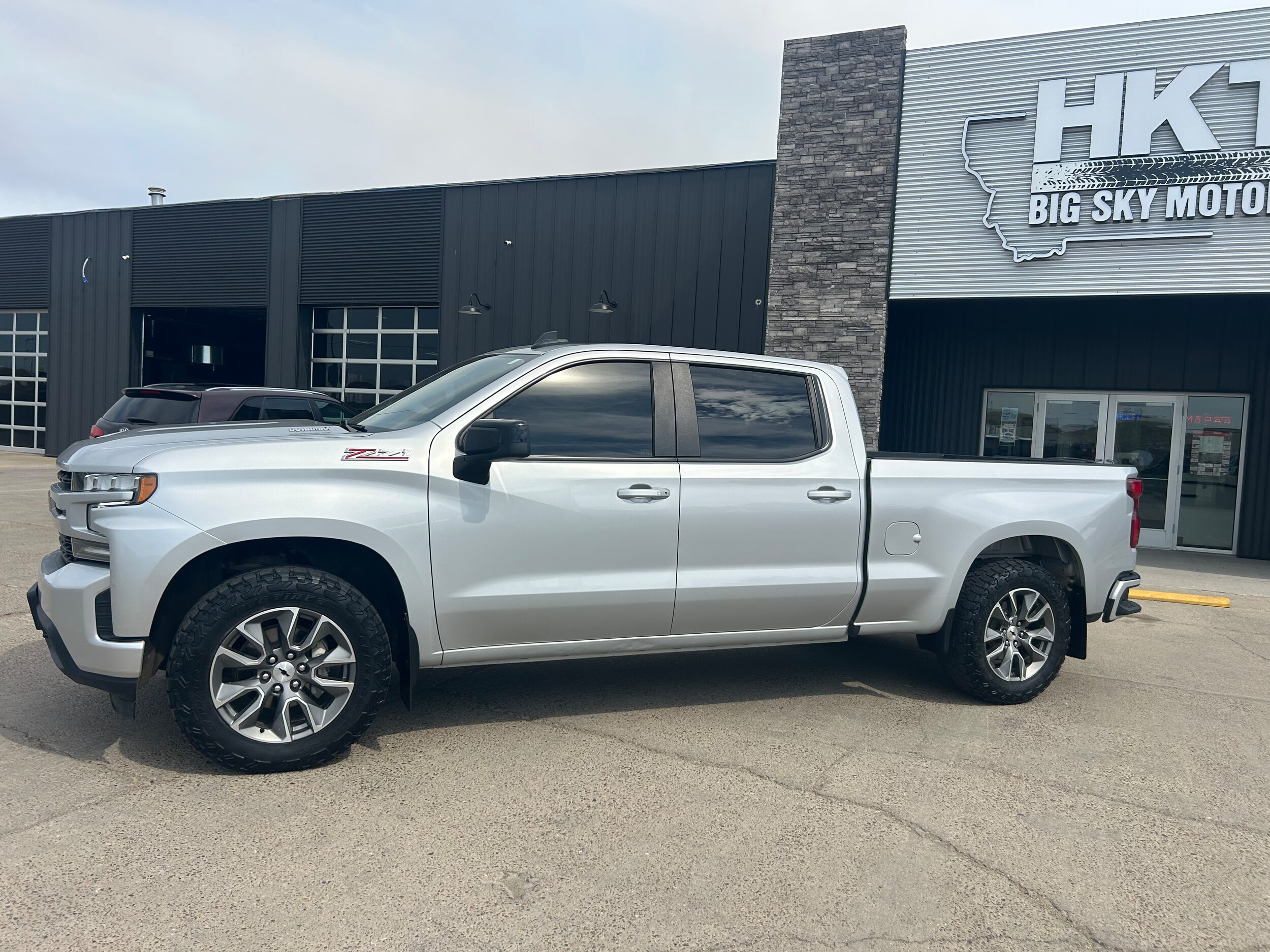 2021 Chevrolet Silverado 1500 RST - Silver Ice Metallic exterior view 2