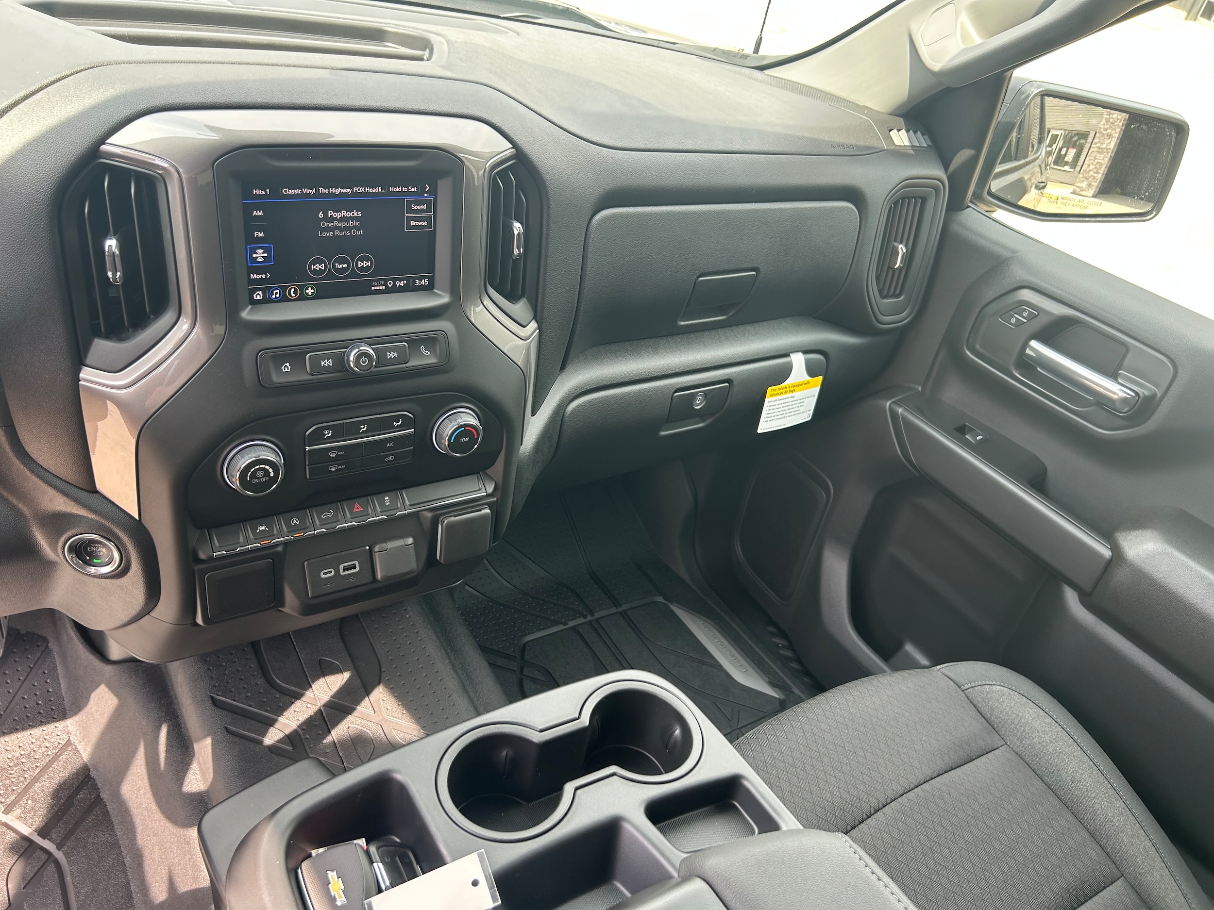 2026 Chevrolet Silverado 1500 Custom - Sterling Gray Metallic exterior view 9
