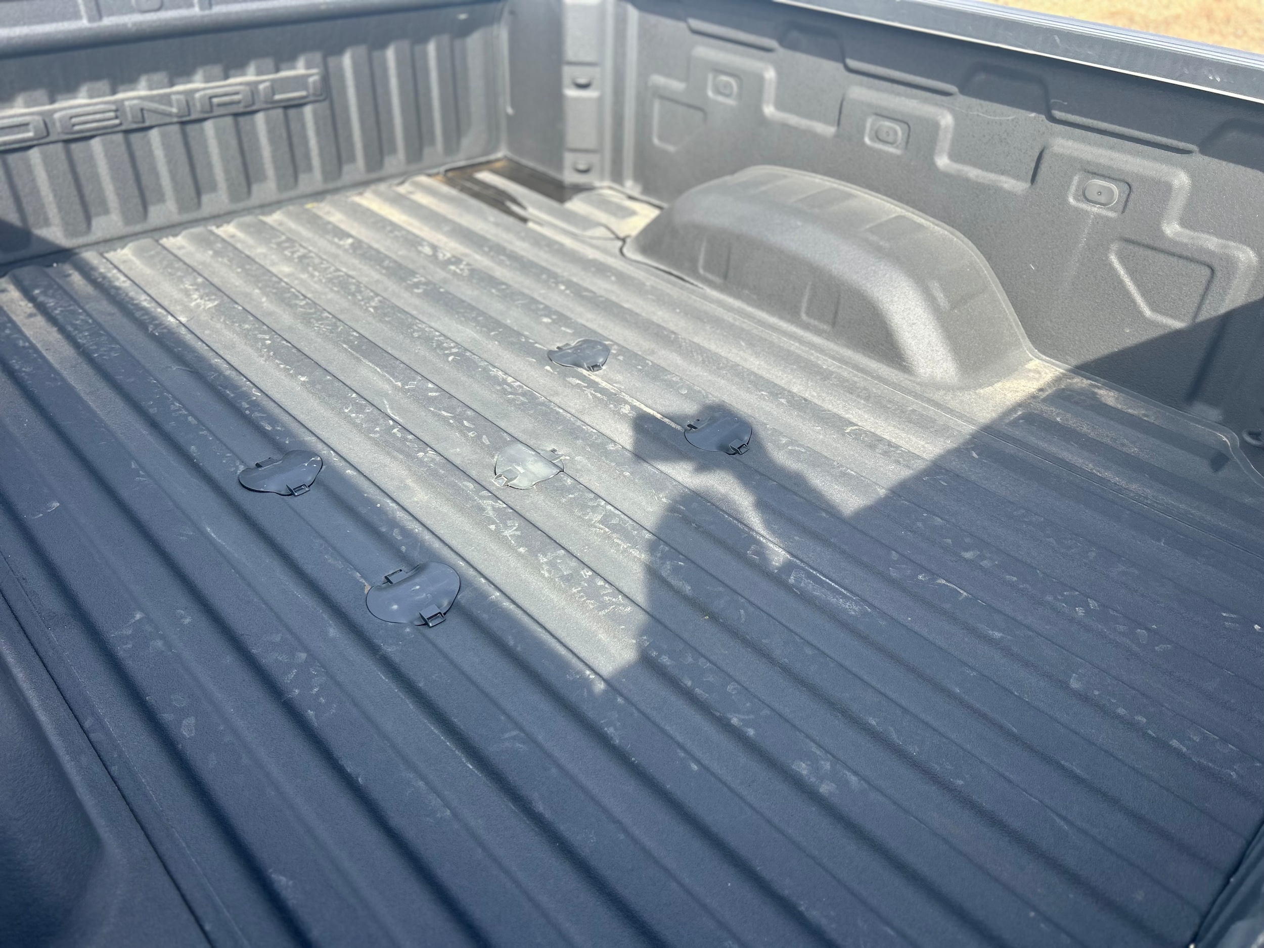 2022 GMC Sierra 2500 HD Denali - Summit White exterior view 7