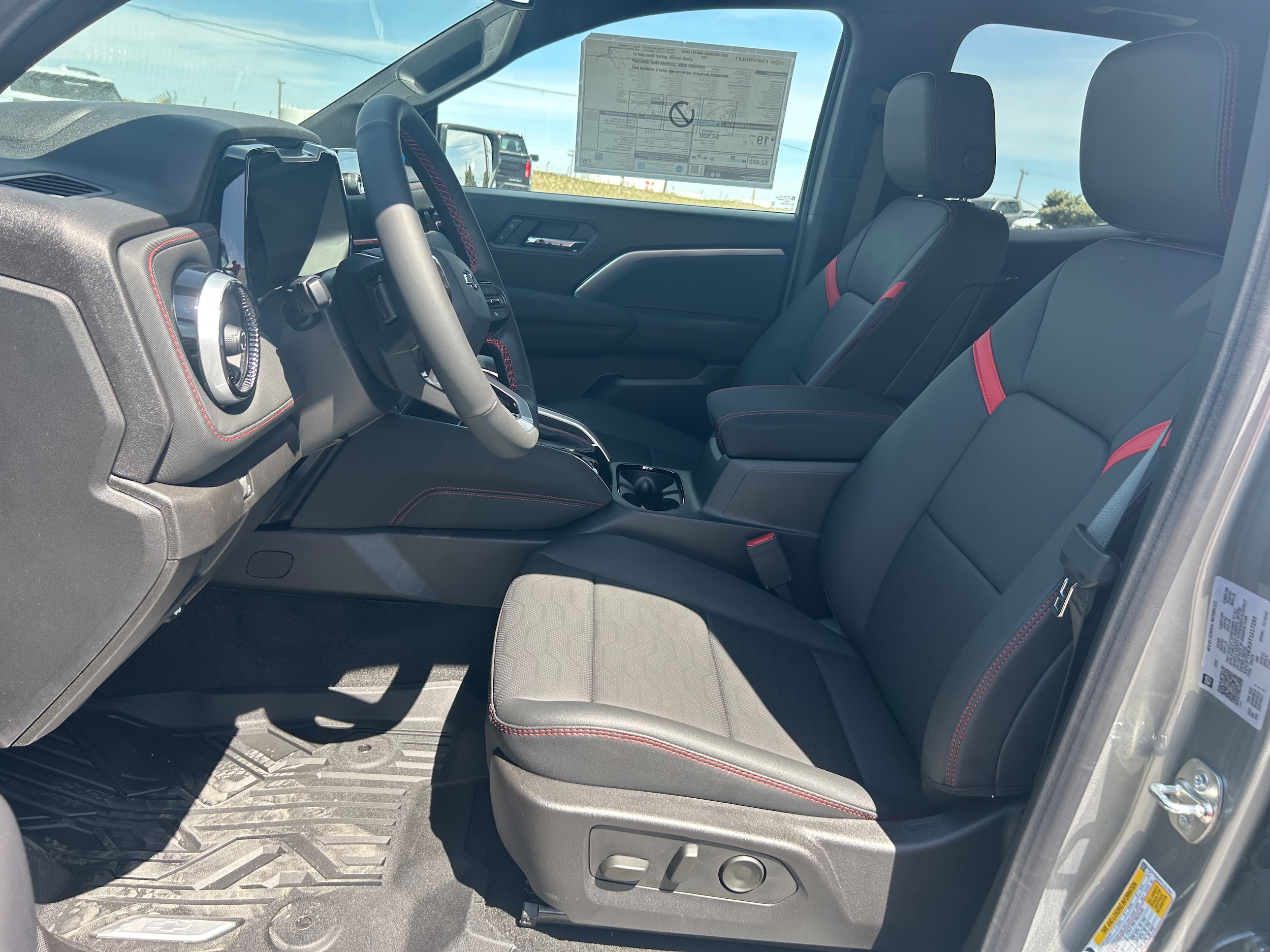 2026 Chevrolet Colorado Z71 - Photo 6