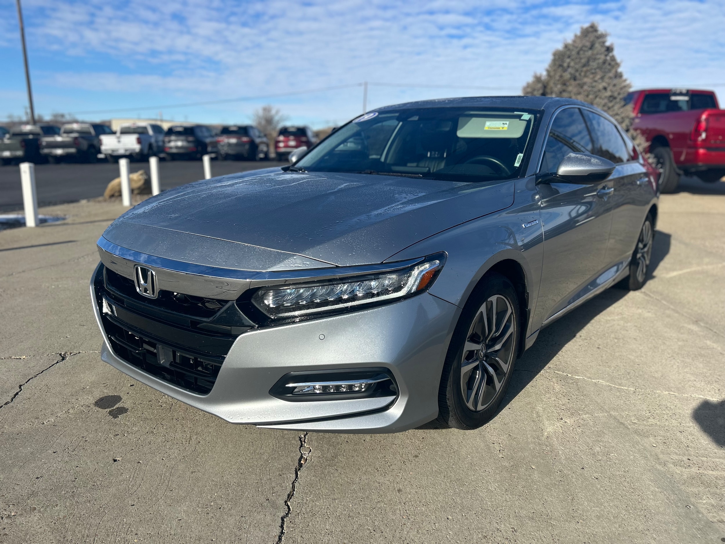 2019 Honda Accord Hybrid Touring's photo