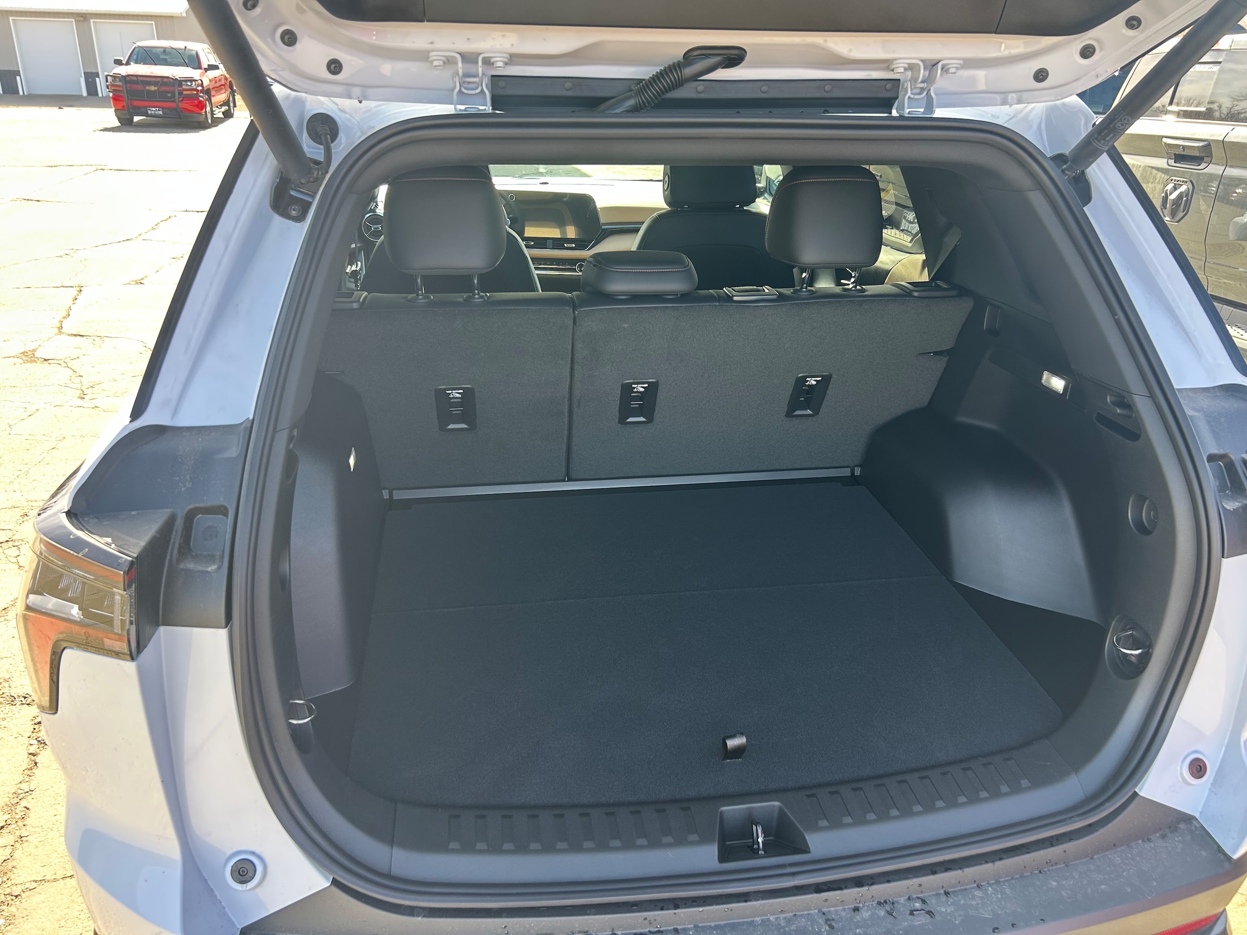 2026 Chevrolet Equinox Activ - Polar White Tricoat exterior view 6
