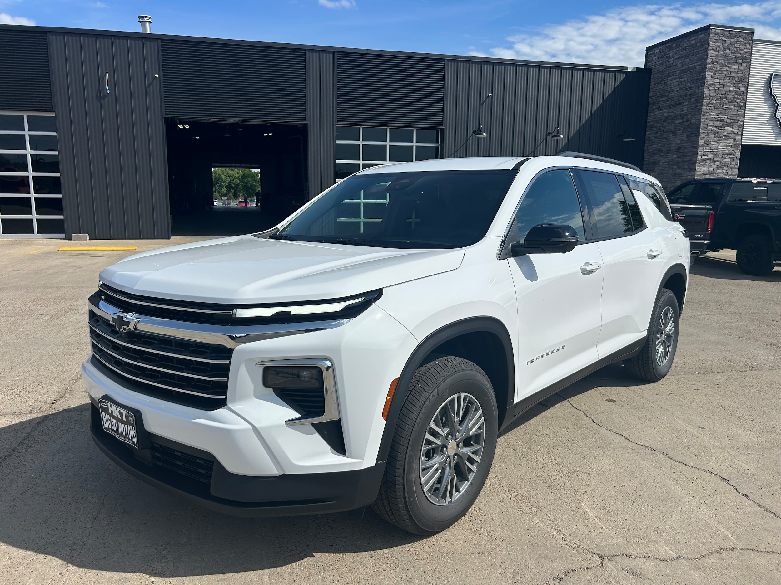 2026 Chevrolet Traverse LT - Summit White exterior view 1