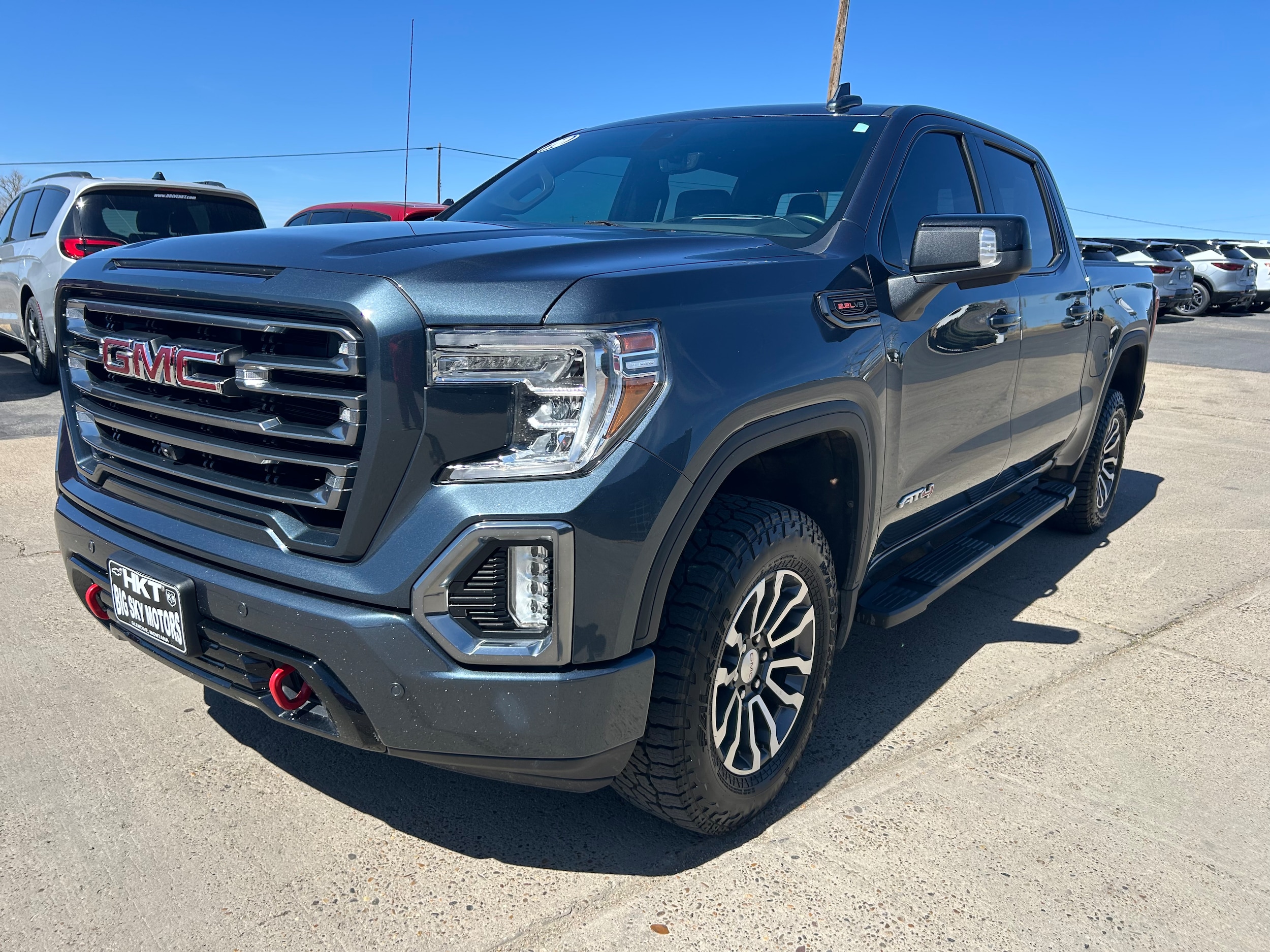 2020 GMC Sierra 4WD Crew Cab Short Box AT4's photo