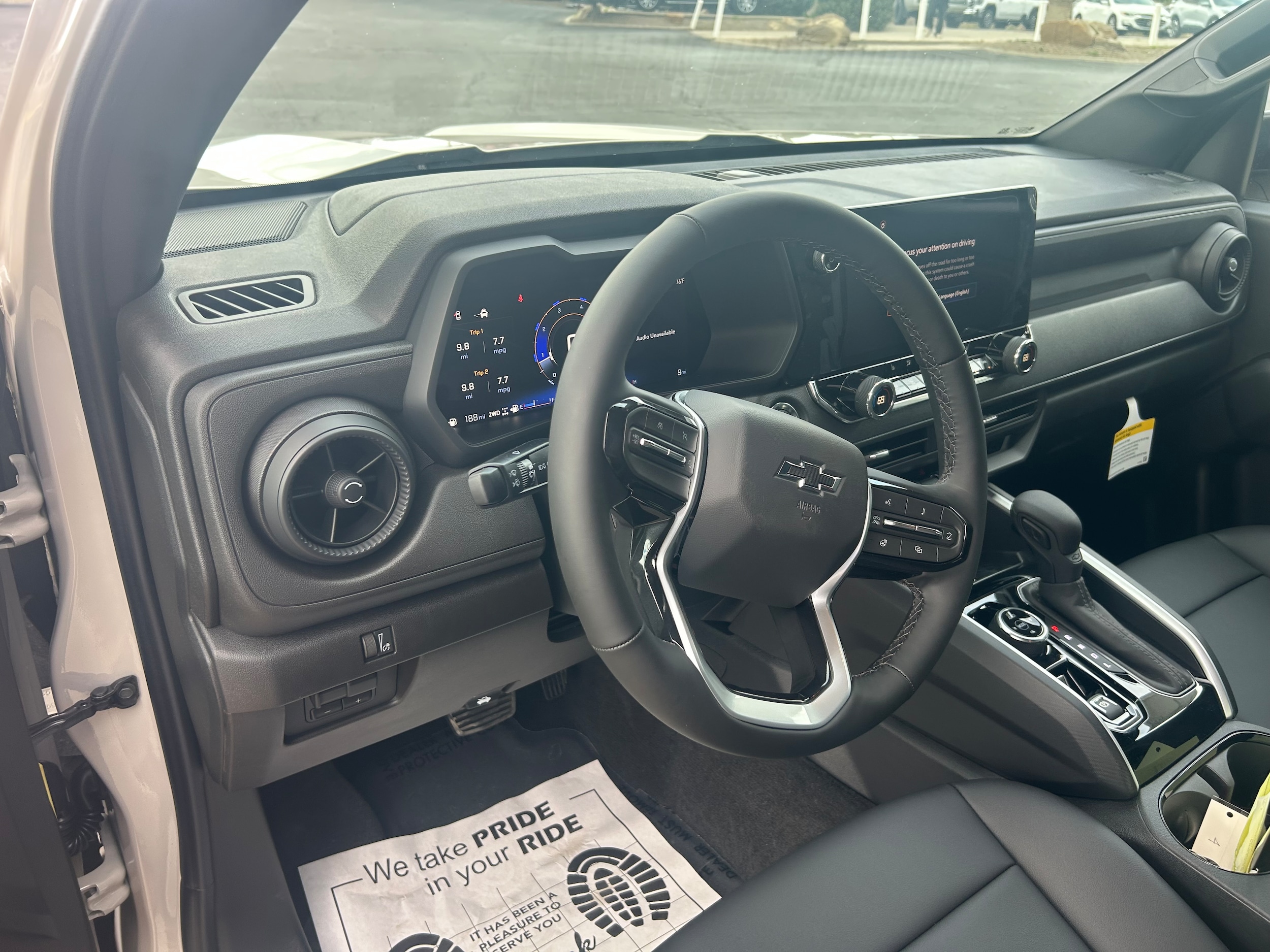 2026 Chevrolet Colorado Trail Boss - White Sands exterior view 9