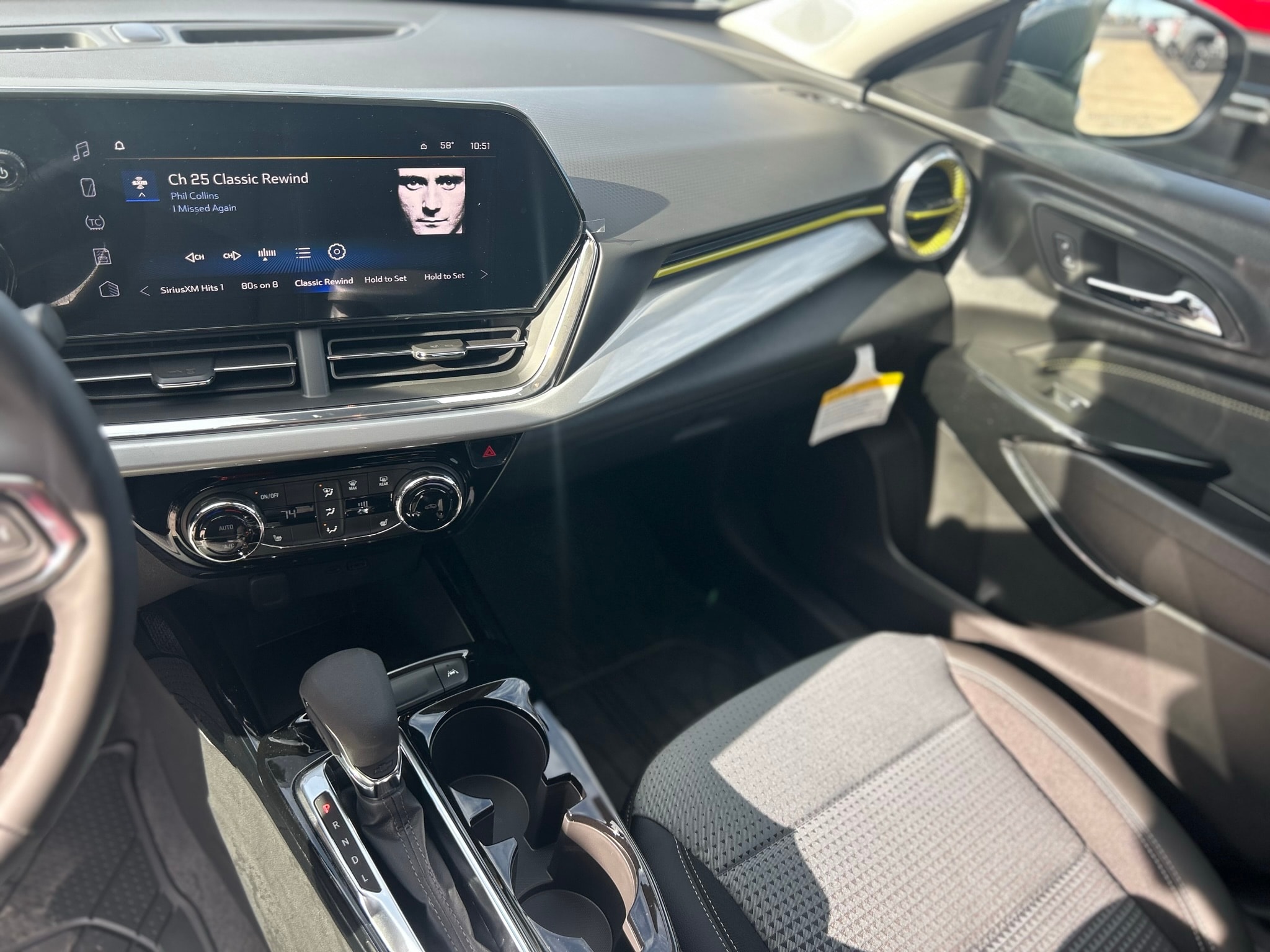 2026 Chevrolet Trax LT - Photo 13