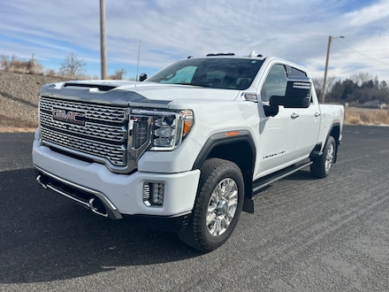 2022 GMC Sierra 2500 HD Denali Truck Crew Cab