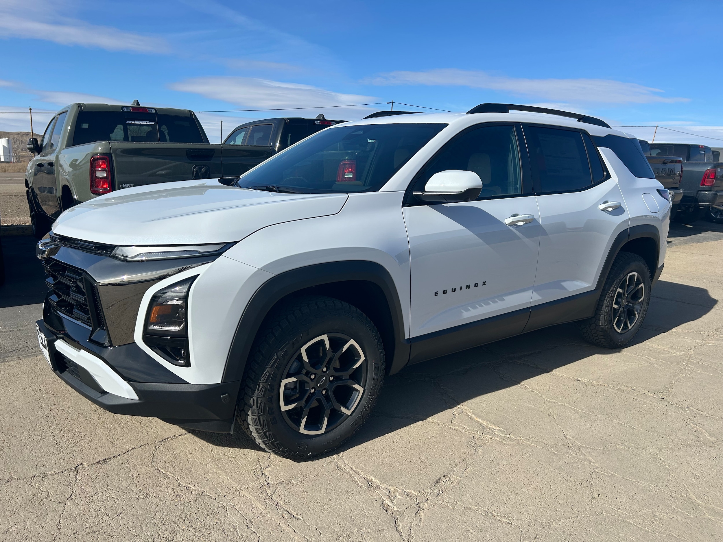 2026 Chevrolet Equinox Activ - Polar White Tricoat exterior view 2