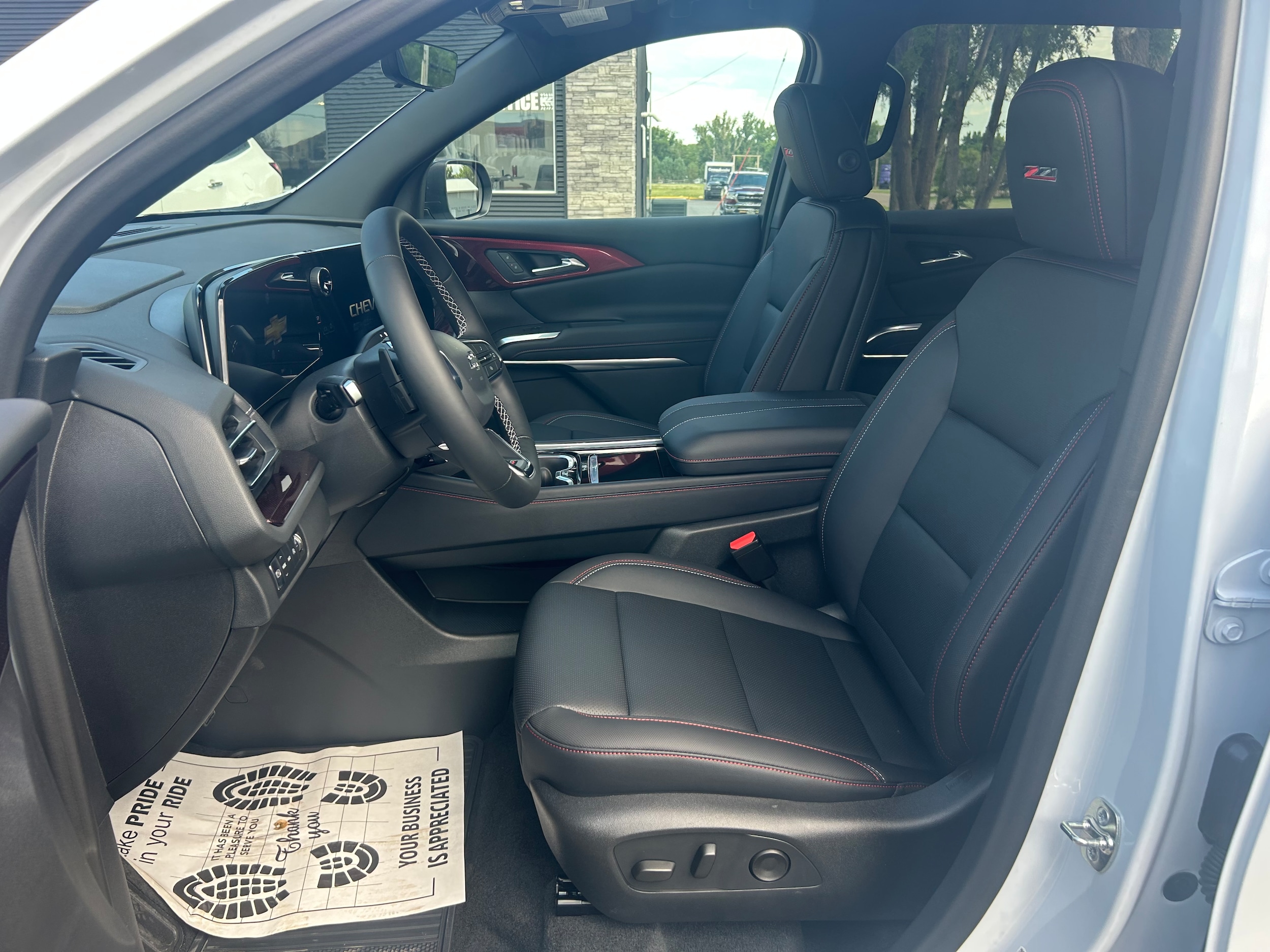 2026 Chevrolet Traverse Z71 - Polar White Tricoat exterior view 4