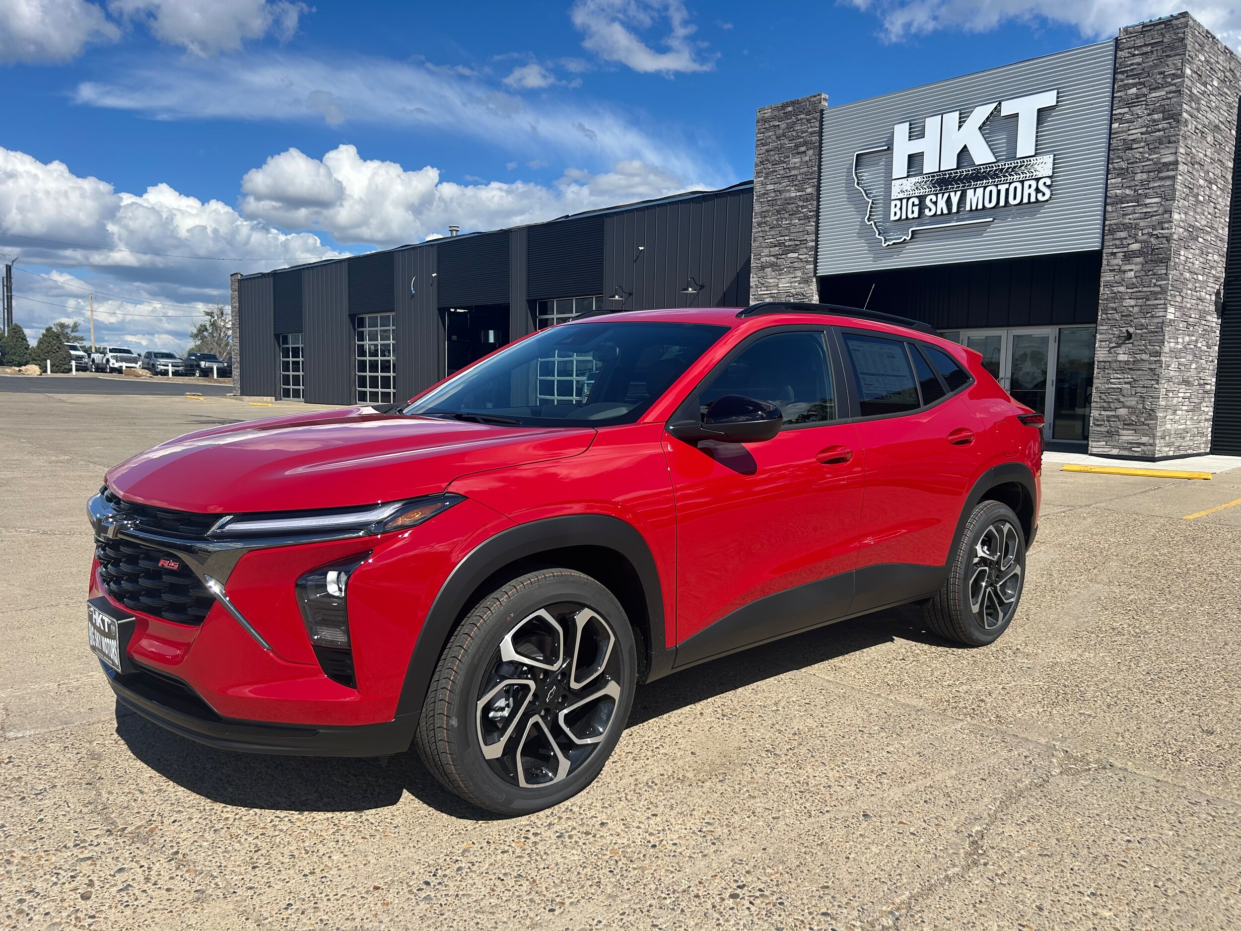 2026 Chevrolet Trax 2RS - Apex Red exterior view 2