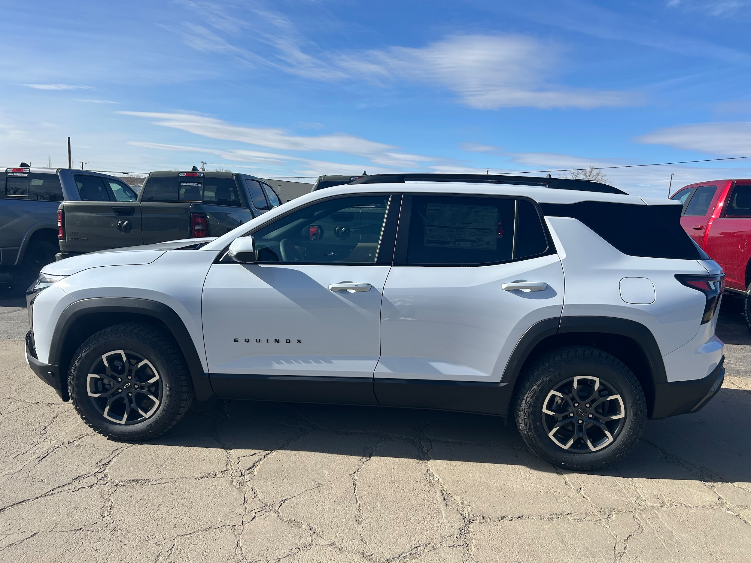 2026 Chevrolet Equinox Activ - Polar White Tricoat exterior view 4