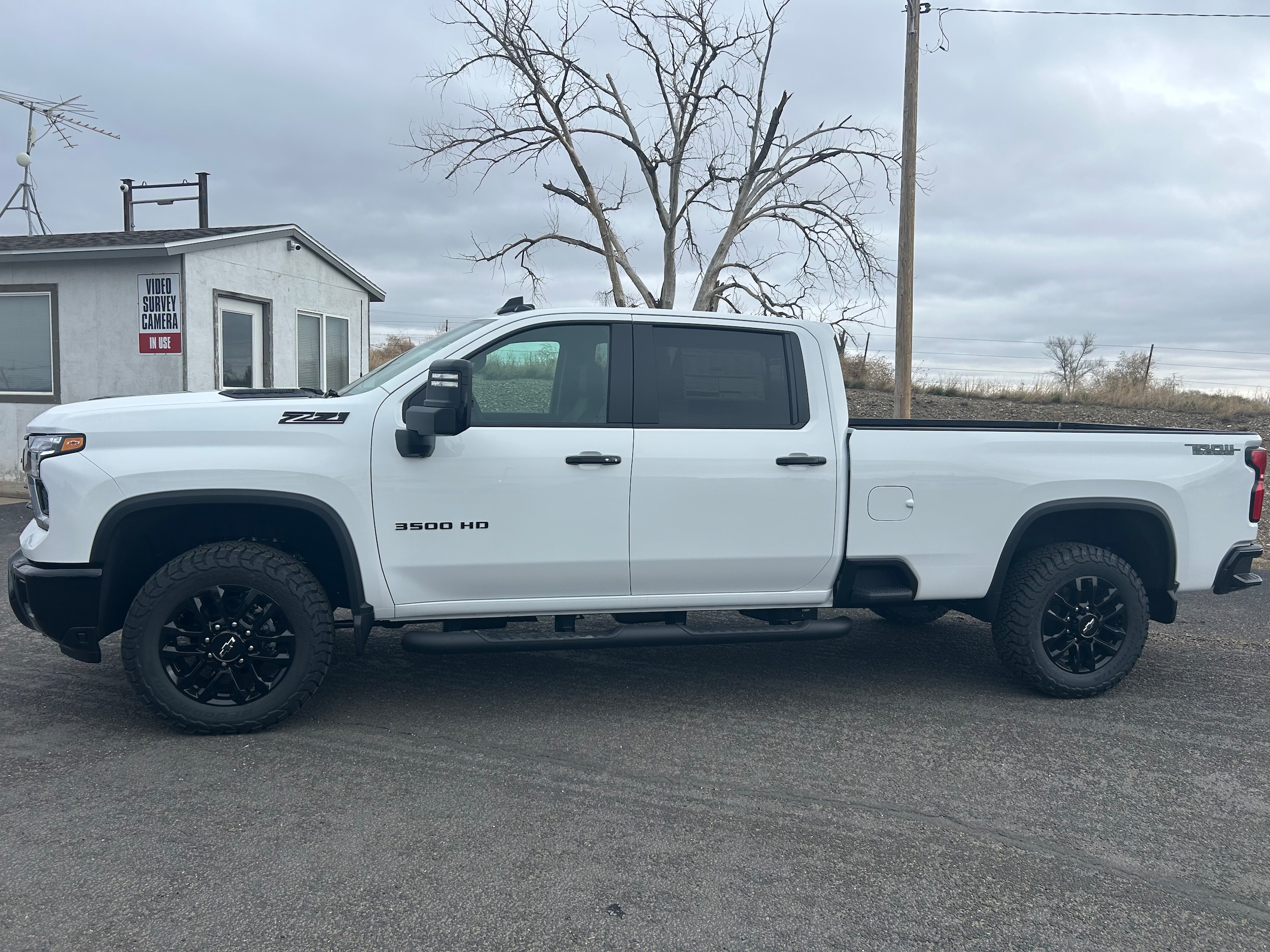 2026 Chevrolet Silverado 3500 HD LT - Summit White exterior view 3