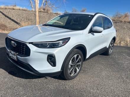 2025 Ford Escape Platinum SUV