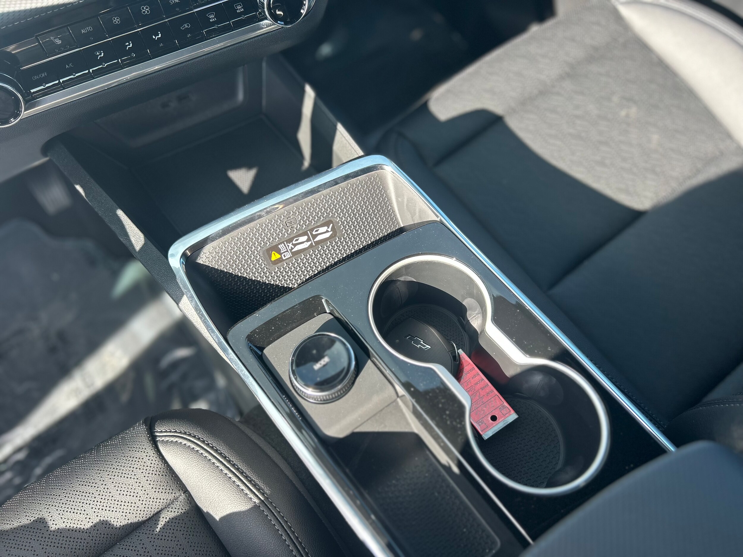 2026 Chevrolet Equinox LT - Photo 11