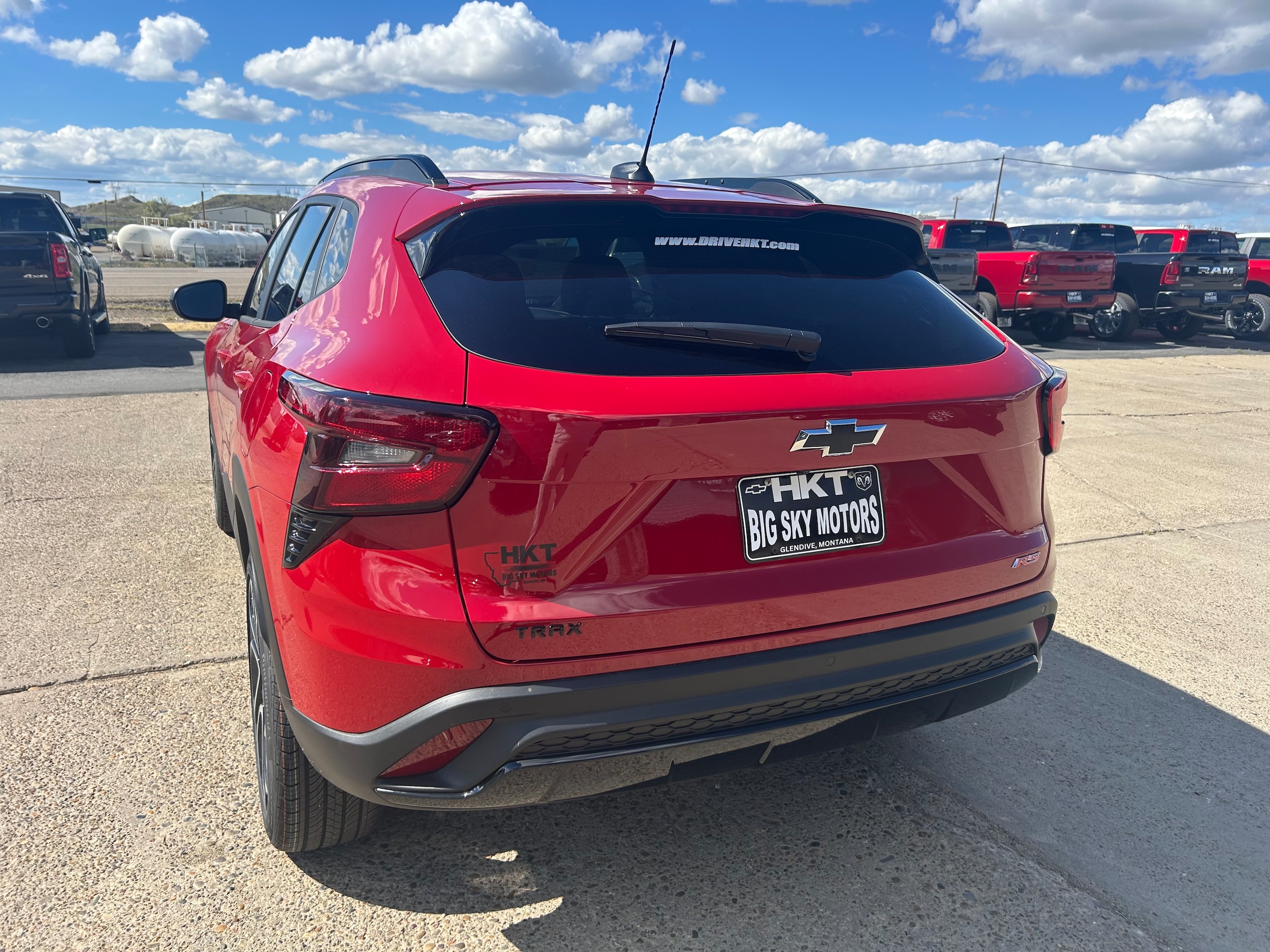 2026 Chevrolet Trax 2RS - Apex Red exterior view 5