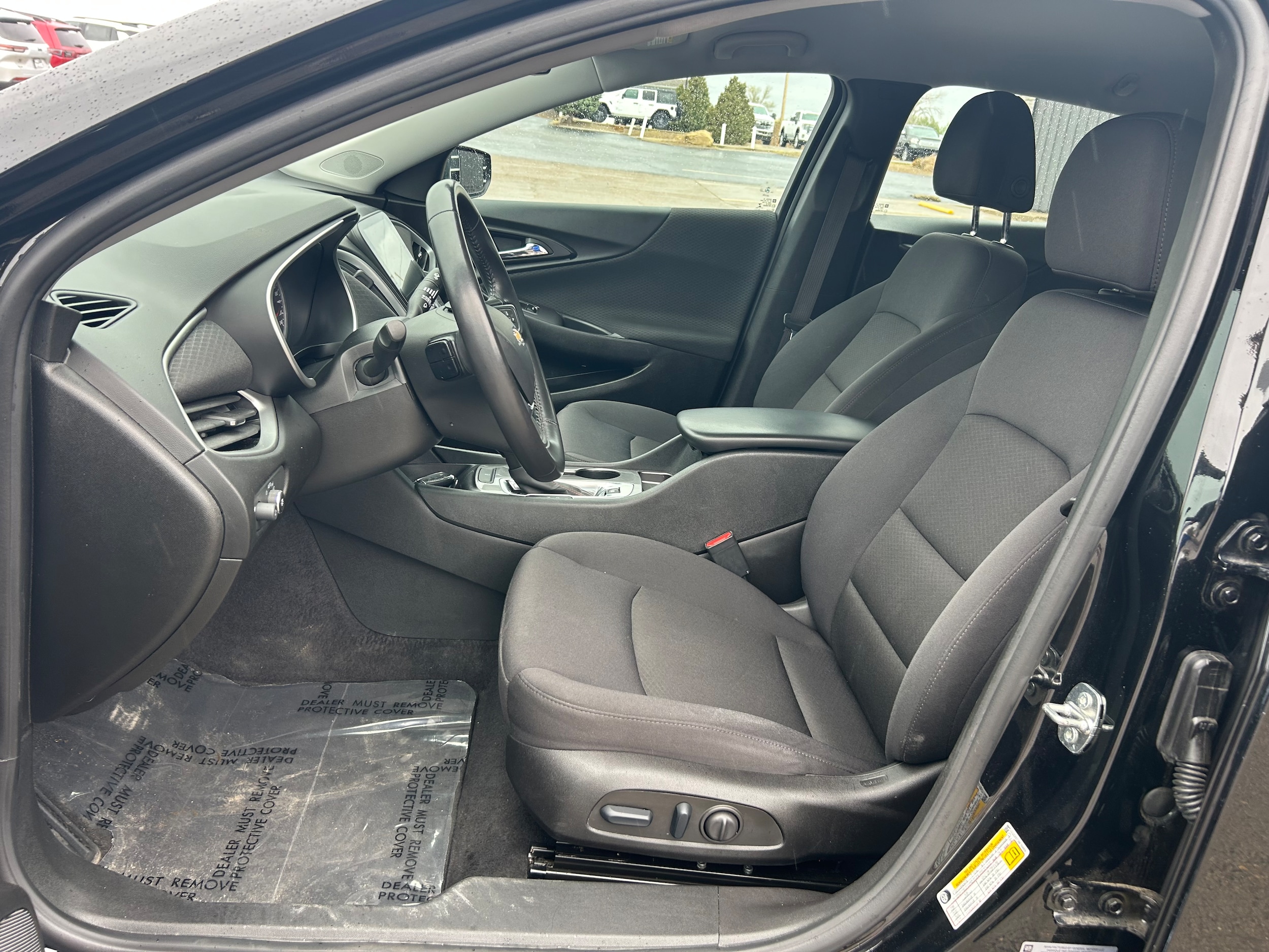 View vehicle photo 6