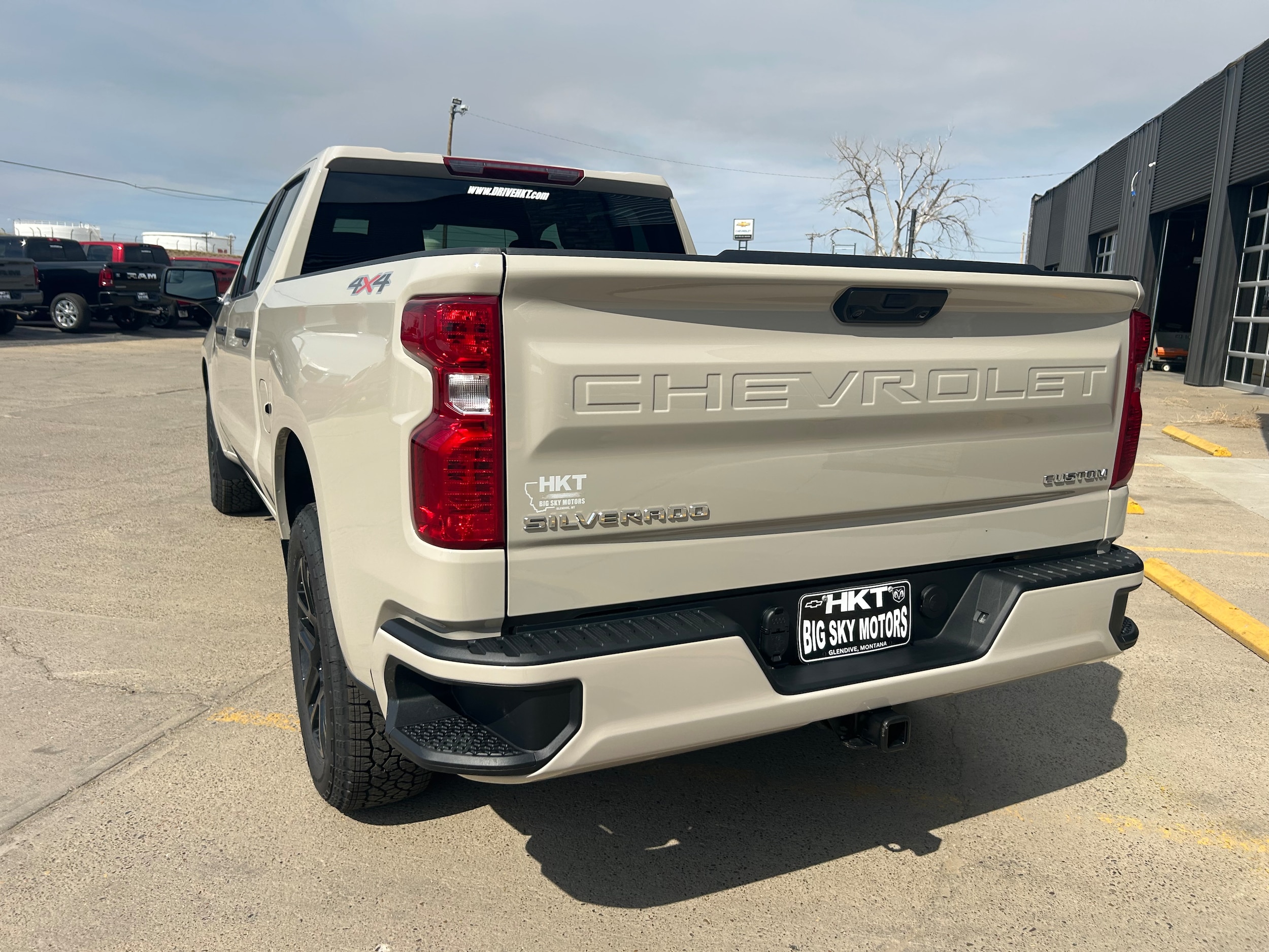 2026 Chevrolet Silverado 1500 Custom - White Sands exterior view 6