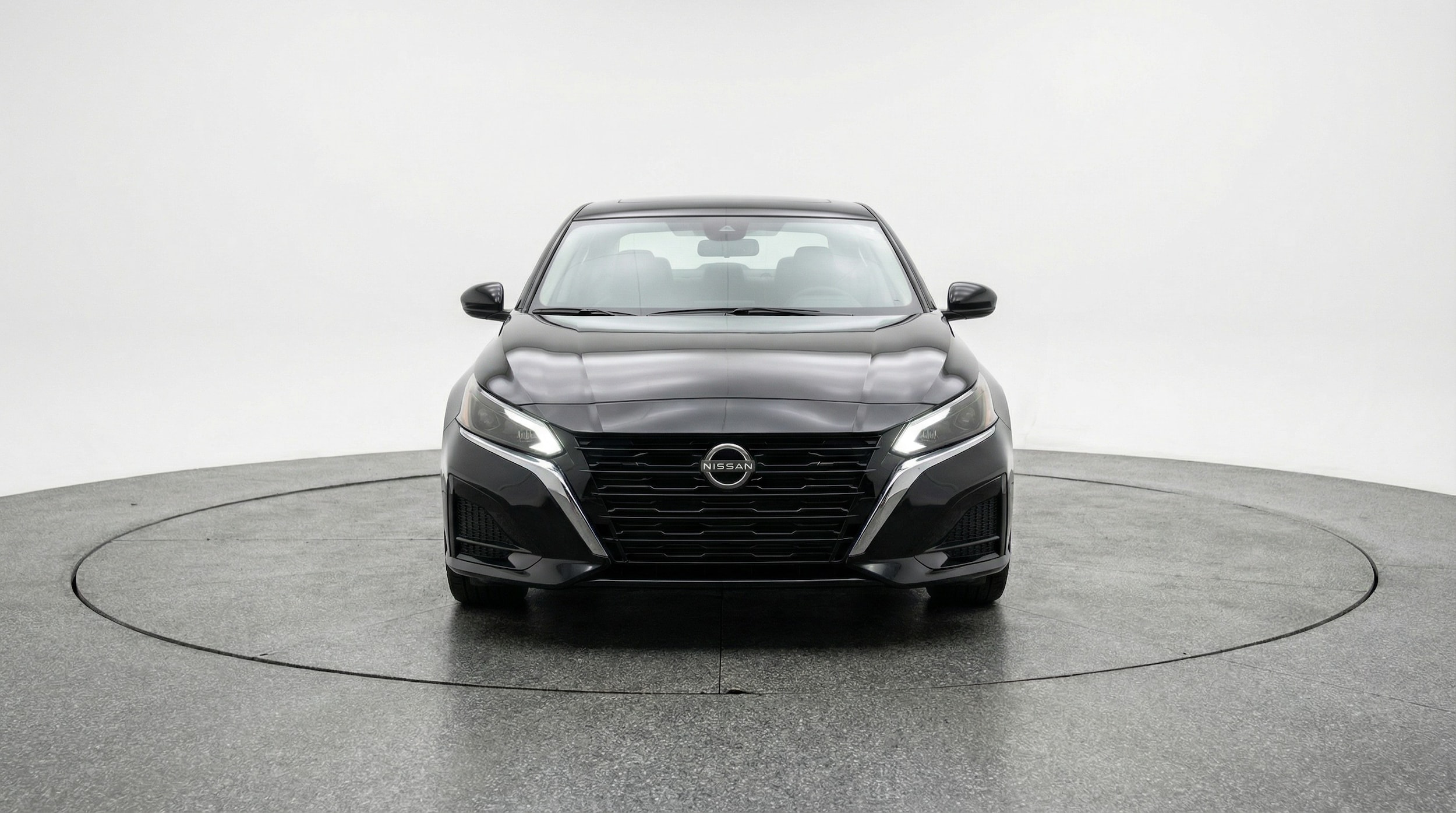 Thumbnail: 2025 Nissan Altima - 2